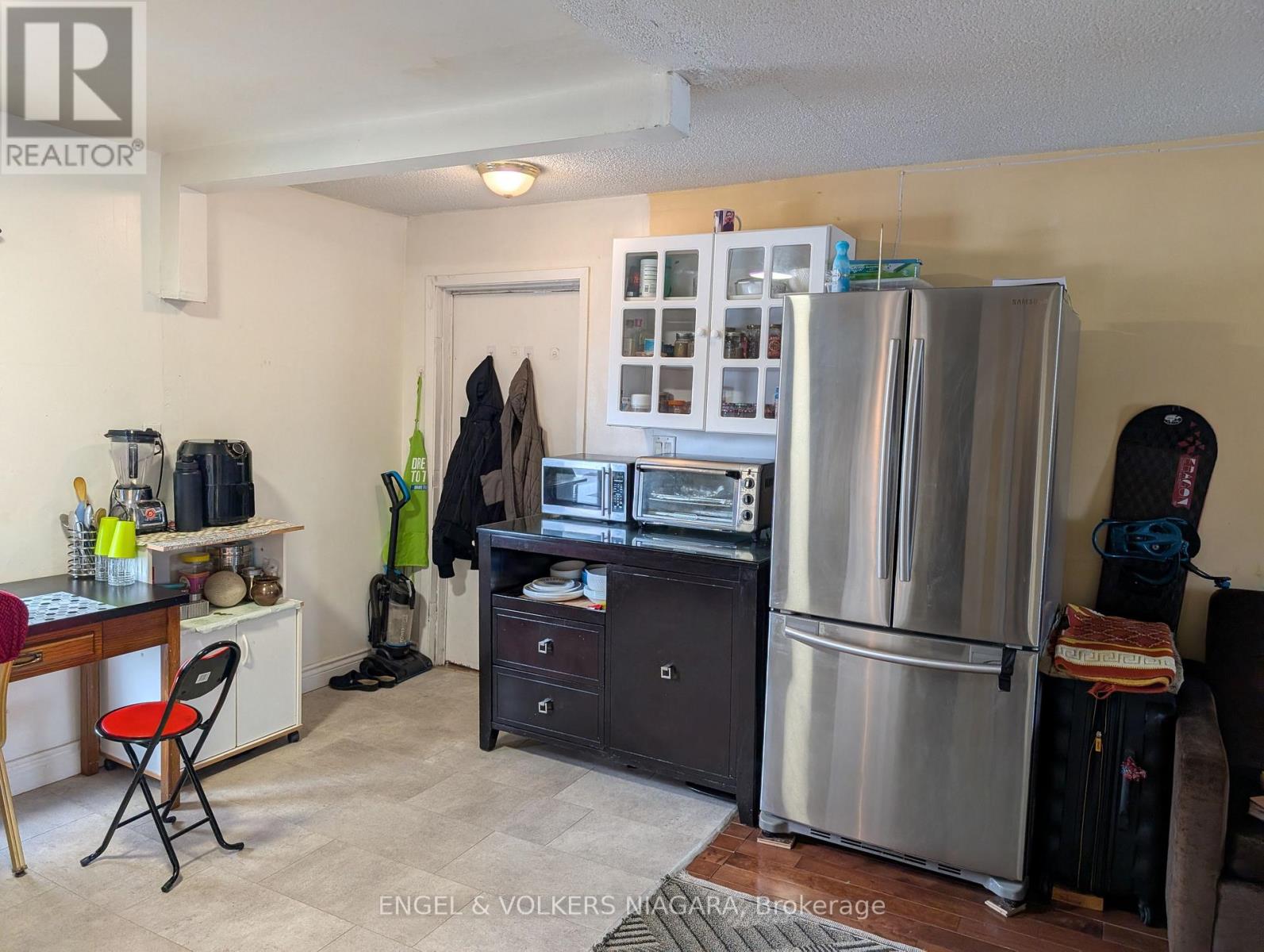 6218 Culp Street, Niagara Falls, Ontario  L2G 2C1 - Photo 14 - X12903532