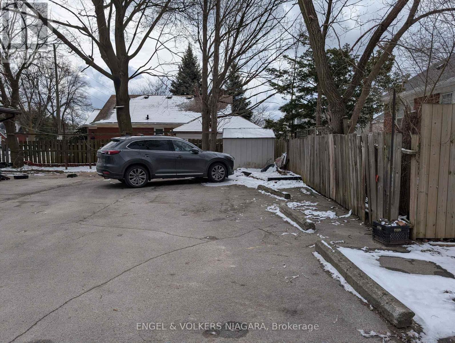 6218 Culp Street, Niagara Falls, Ontario  L2G 2C1 - Photo 23 - X12903532