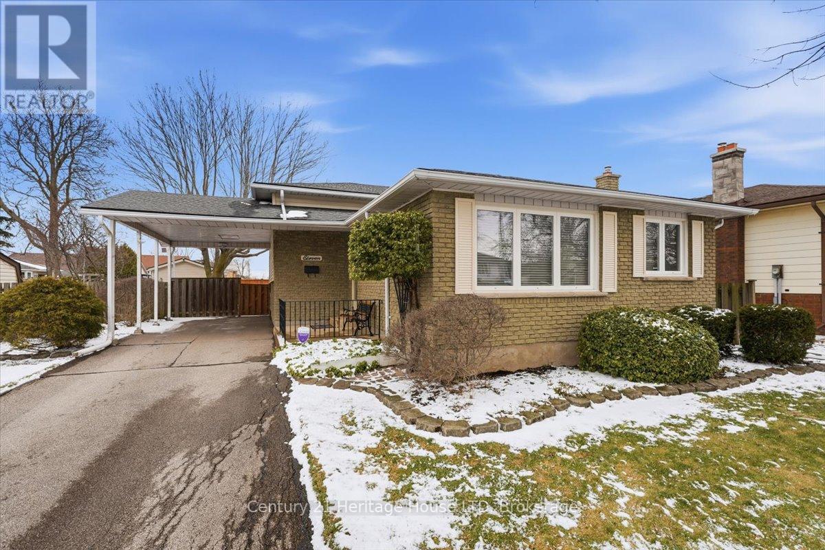 11 Robert Street, Welland, Ontario  L3B 5T8 - Photo 1 - X12903636