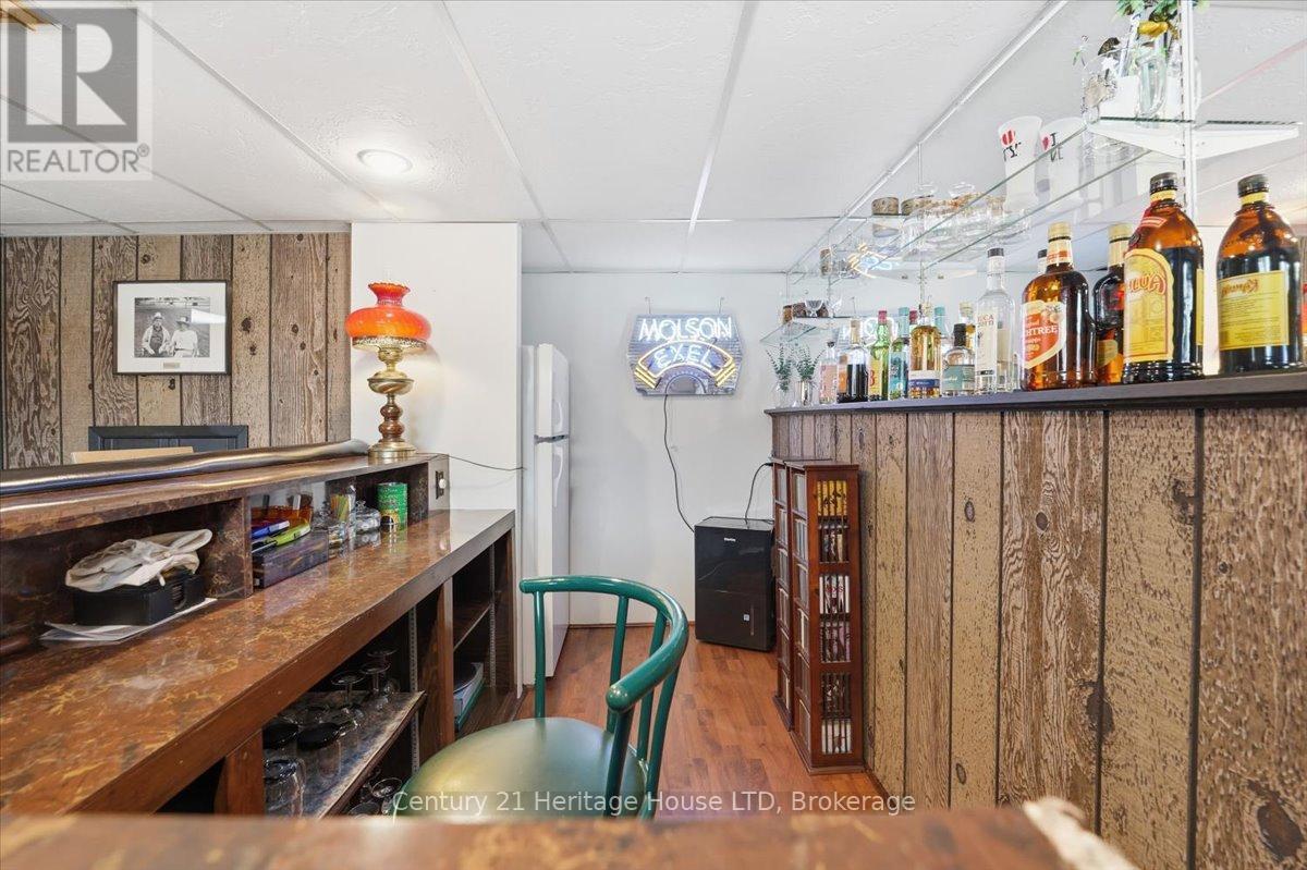 11 Robert Street, Welland, Ontario  L3B 5T8 - Photo 39 - X12903636