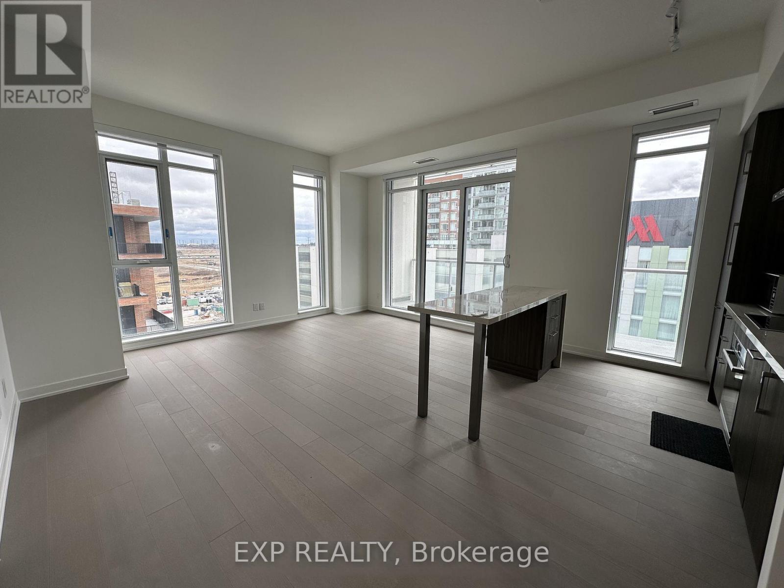 1011 - 8119 Birchmount Road, Markham, Ontario  L6G 0H5 - Photo 4 - N12903510