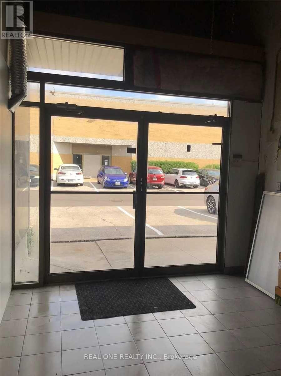 1 - 563 Edward Avenue, Richmond Hill, Ontario  L4C 9W7 - Photo 3 - N12903528