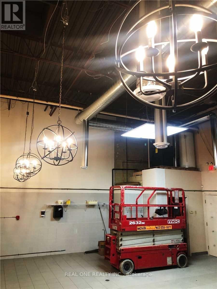 1 - 563 Edward Avenue, Richmond Hill, Ontario  L4C 9W7 - Photo 7 - N12903528