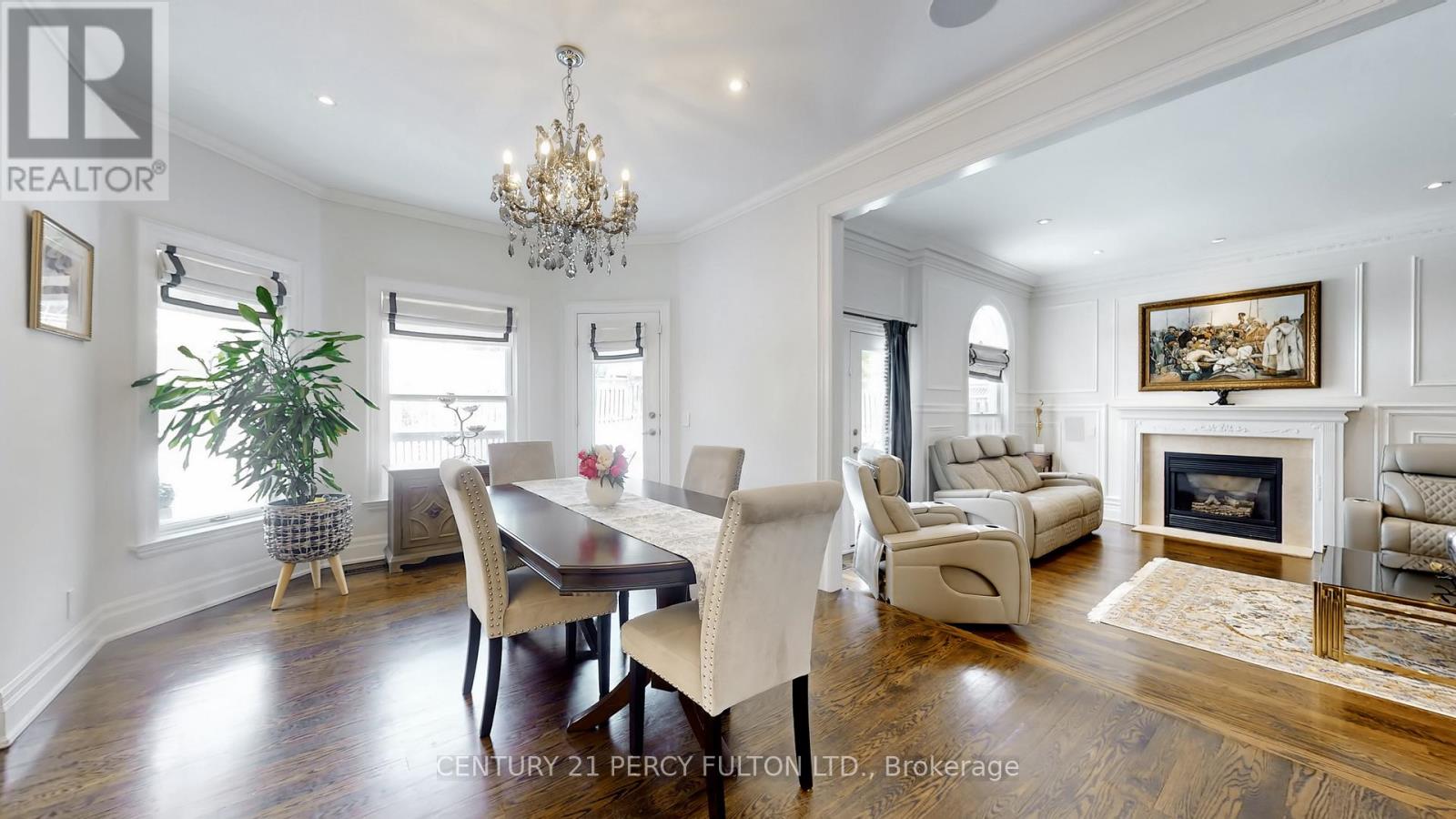 126 Old Surrey Lane, Richmond Hill, Ontario  L4C 8S6 - Photo 13 - N12903688