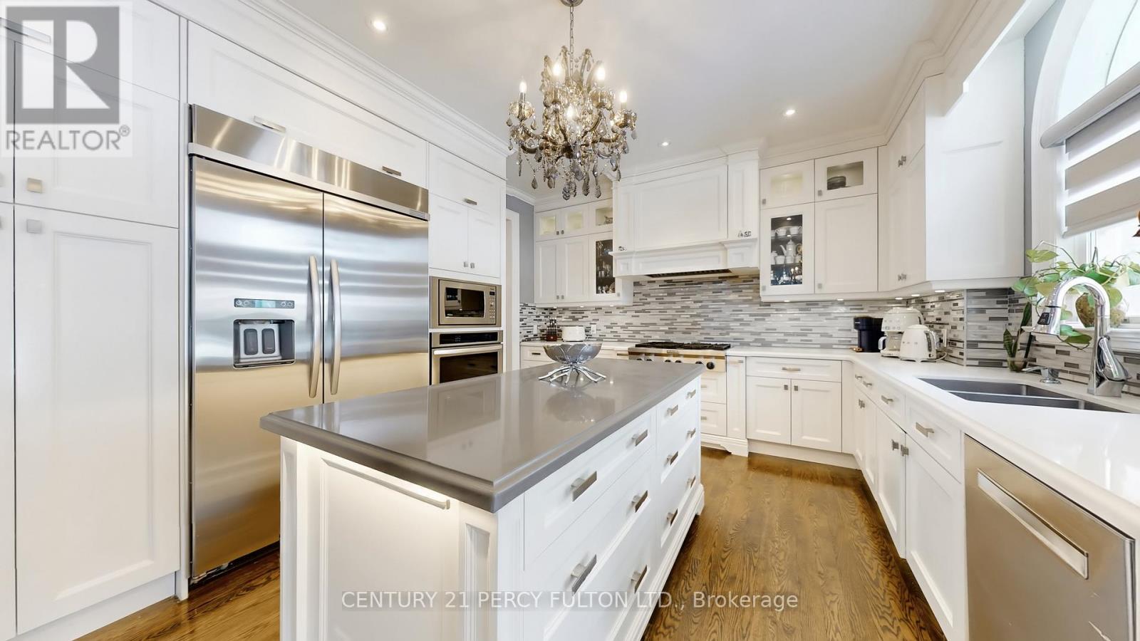 126 Old Surrey Lane, Richmond Hill, Ontario  L4C 8S6 - Photo 16 - N12903688