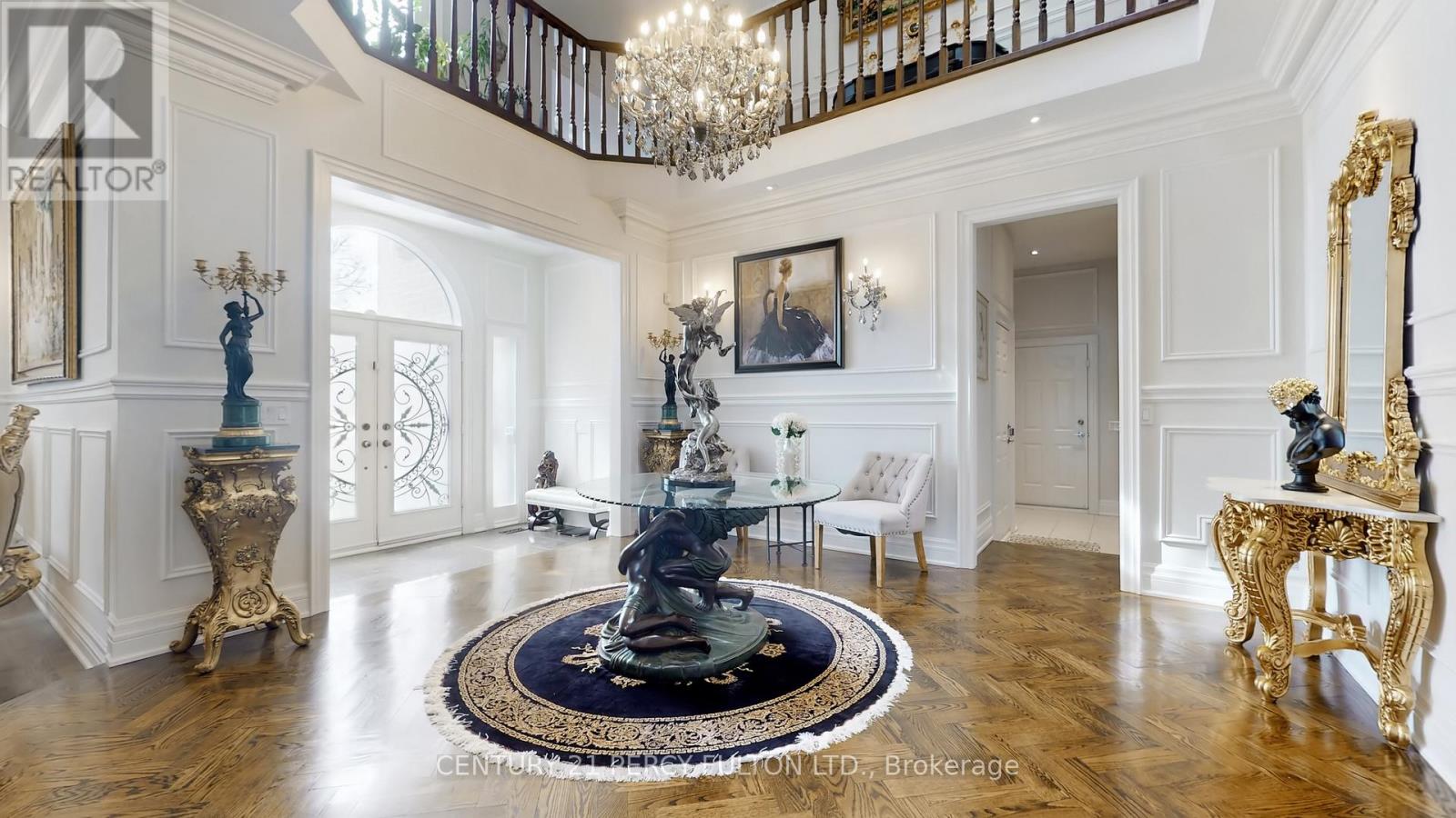 126 Old Surrey Lane, Richmond Hill, Ontario  L4C 8S6 - Photo 4 - N12903688