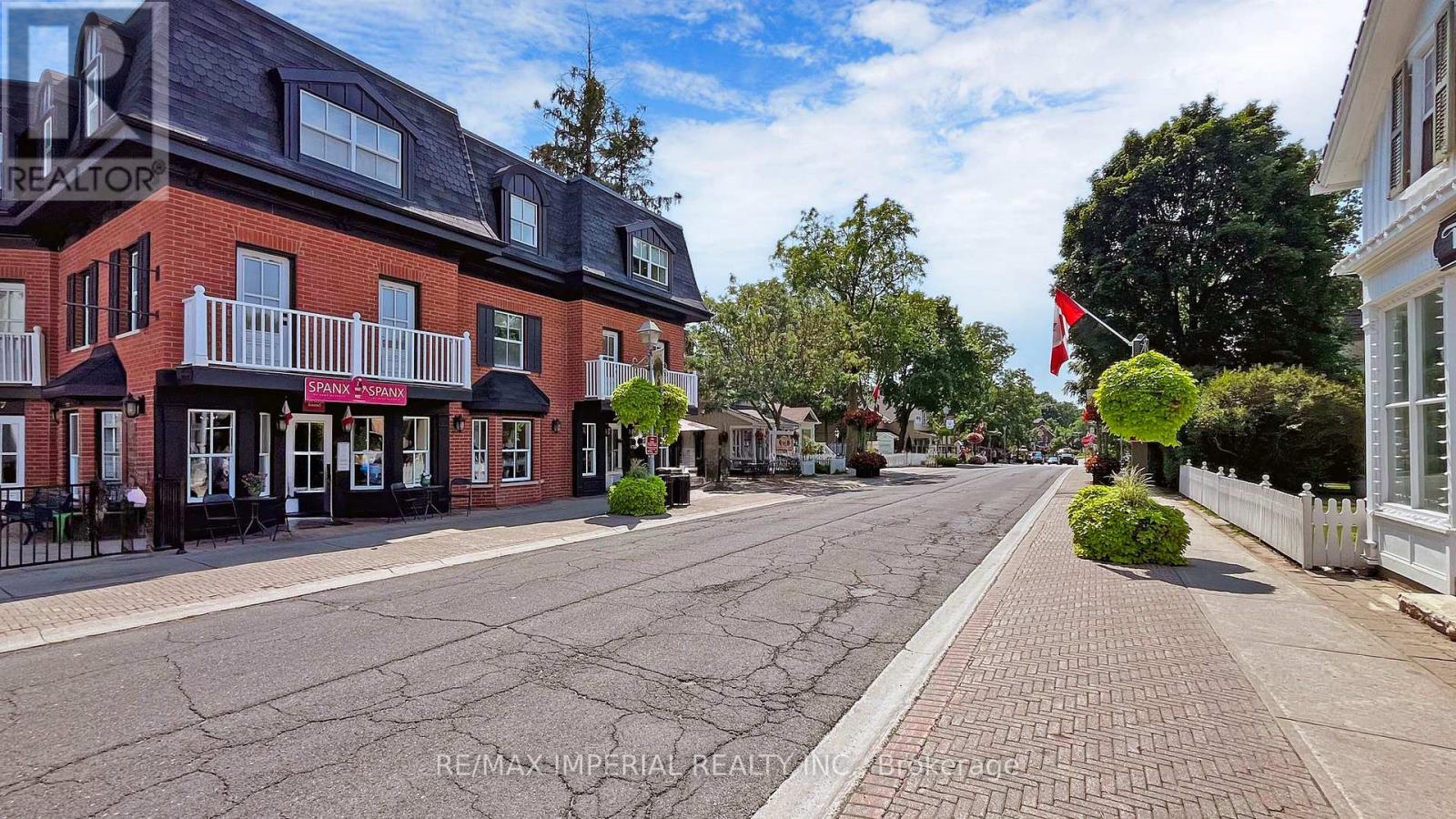 156 Main St Unionville, Markham (Unionville), Ontario  L3R 2G9 - Photo 5 - N12903700