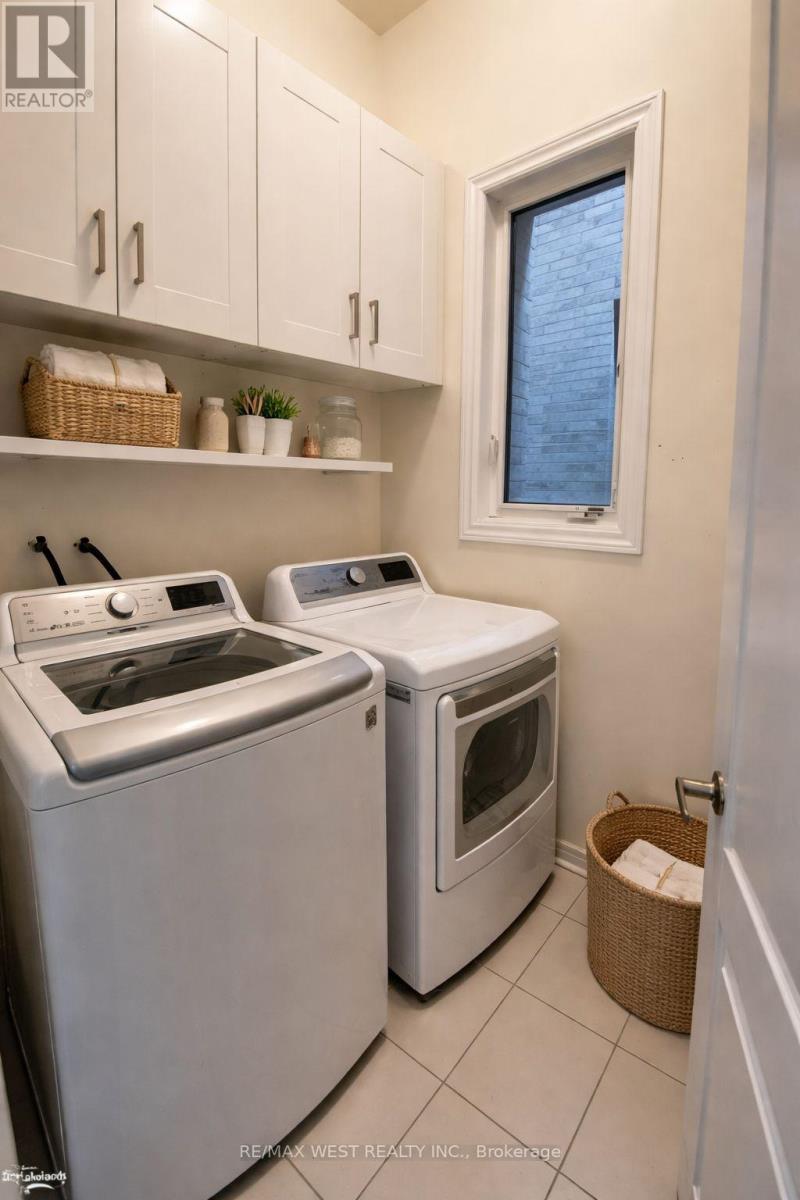 29 Farwell Avenue, Wasaga Beach, Ontario  L9Z 0H3 - Photo 10 - S12903512