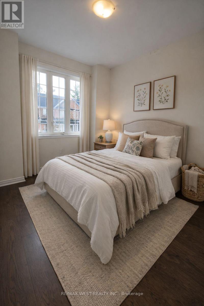 29 Farwell Avenue, Wasaga Beach, Ontario  L9Z 0H3 - Photo 15 - S12903512