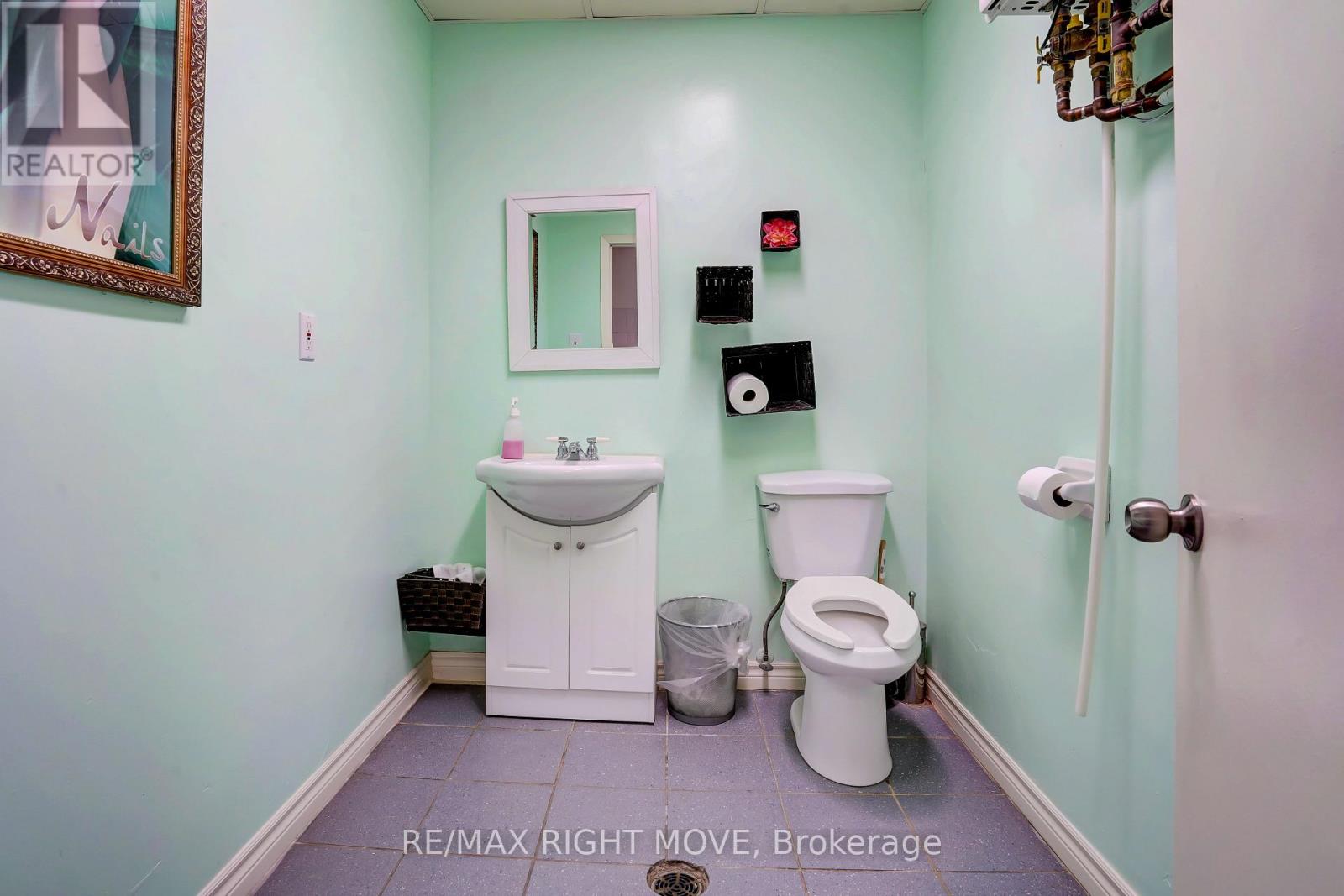 2 - 170 Memorial Avenue, Orillia, Ontario  L3V 7M9 - Photo 11 - S12903522