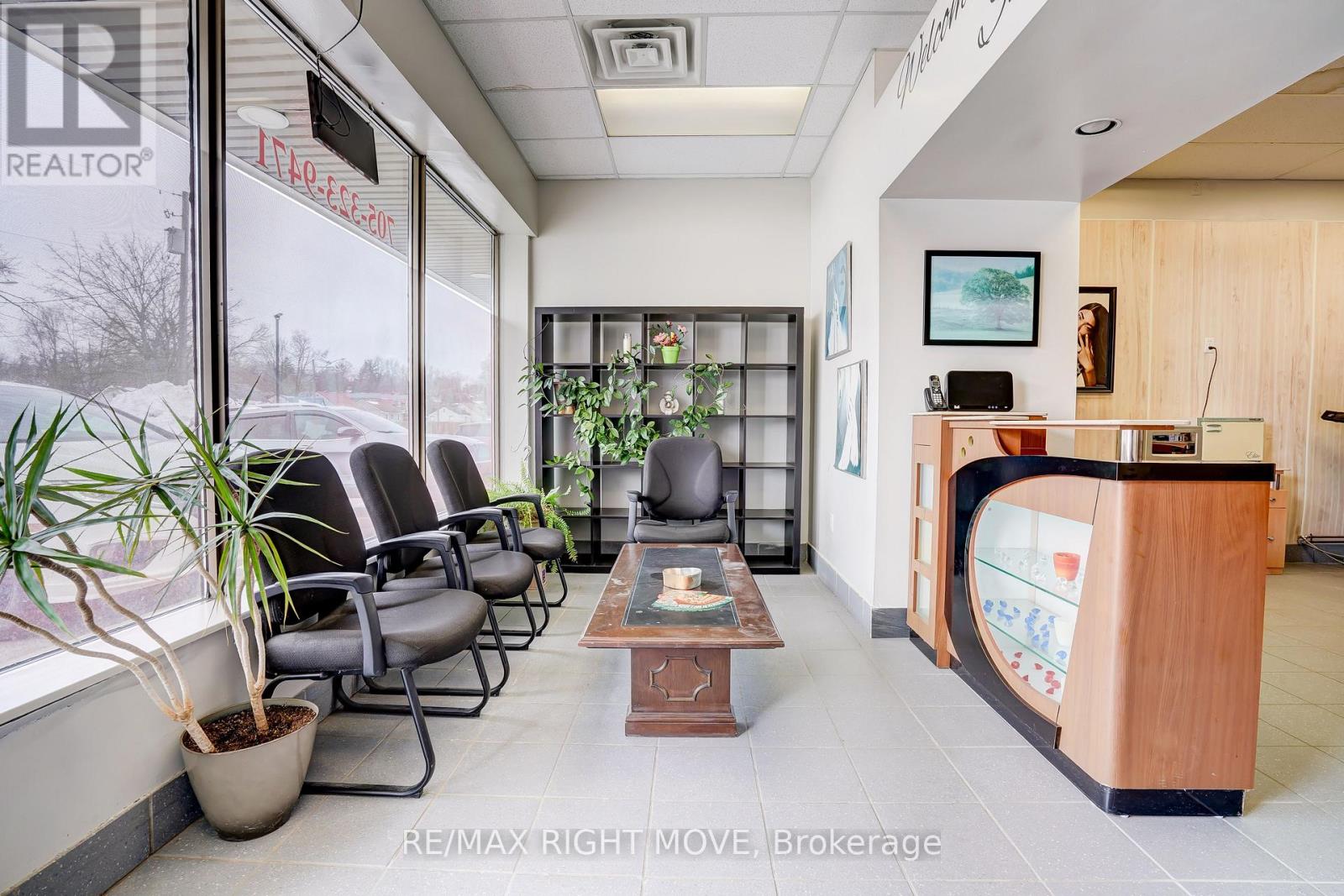 2 - 170 Memorial Avenue, Orillia, Ontario  L3V 7M9 - Photo 4 - S12903522