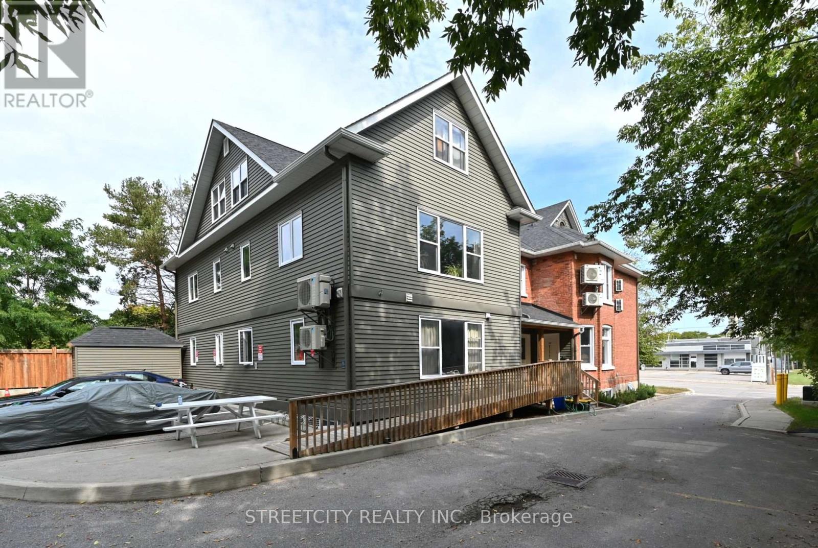 102b - 170 Bradford Street, Barrie, Ontario  L4N 3B5 - Photo 13 - S12903600