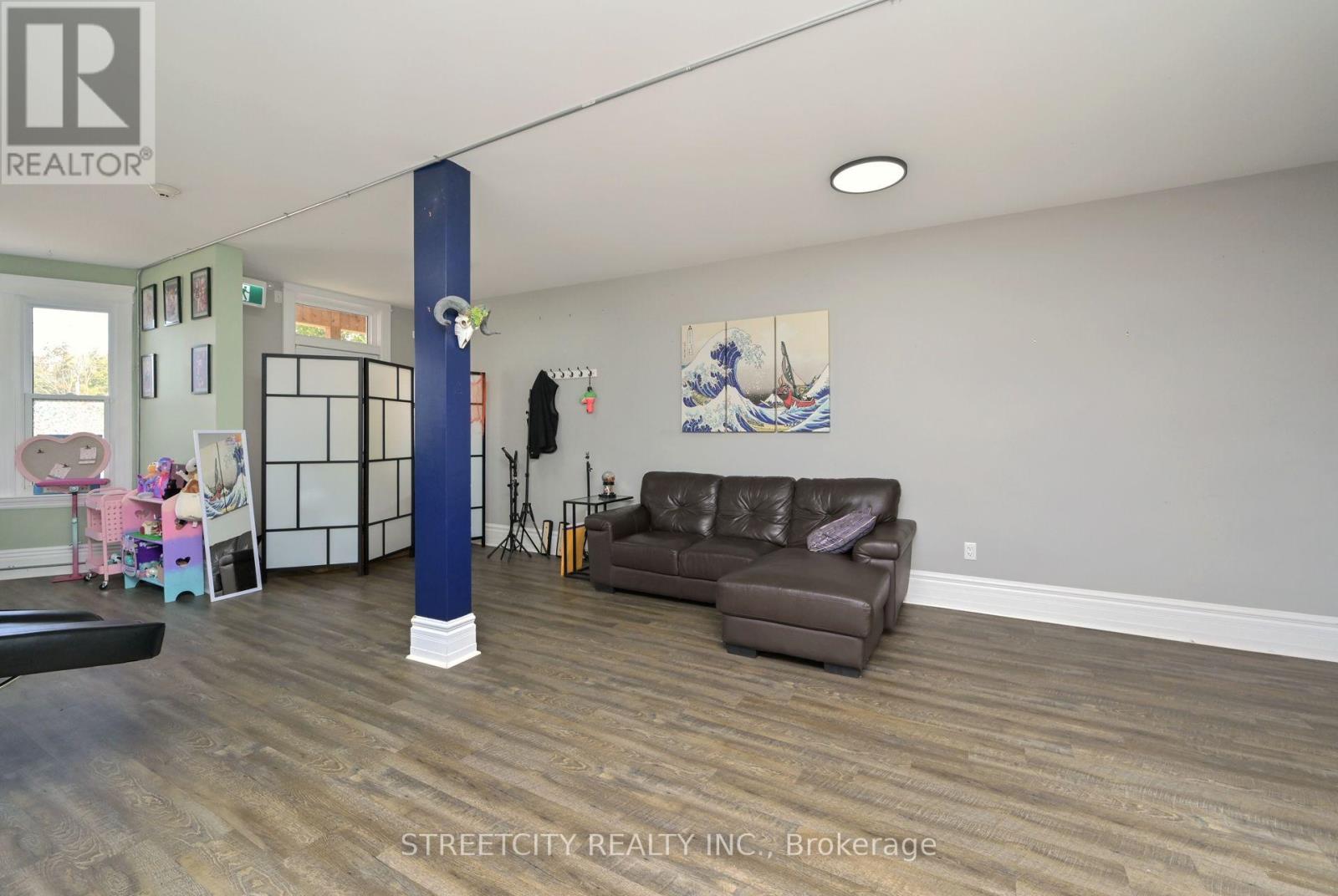 102b - 170 Bradford Street, Barrie, Ontario  L4N 3B5 - Photo 8 - S12903600