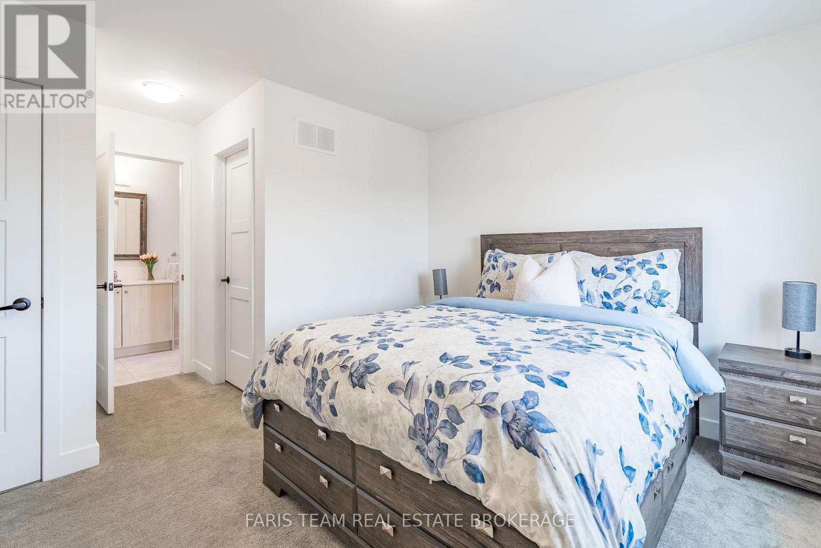 34 Hay Lane, Barrie, Ontario  L9J 0V5 - Photo 20 - S12903670