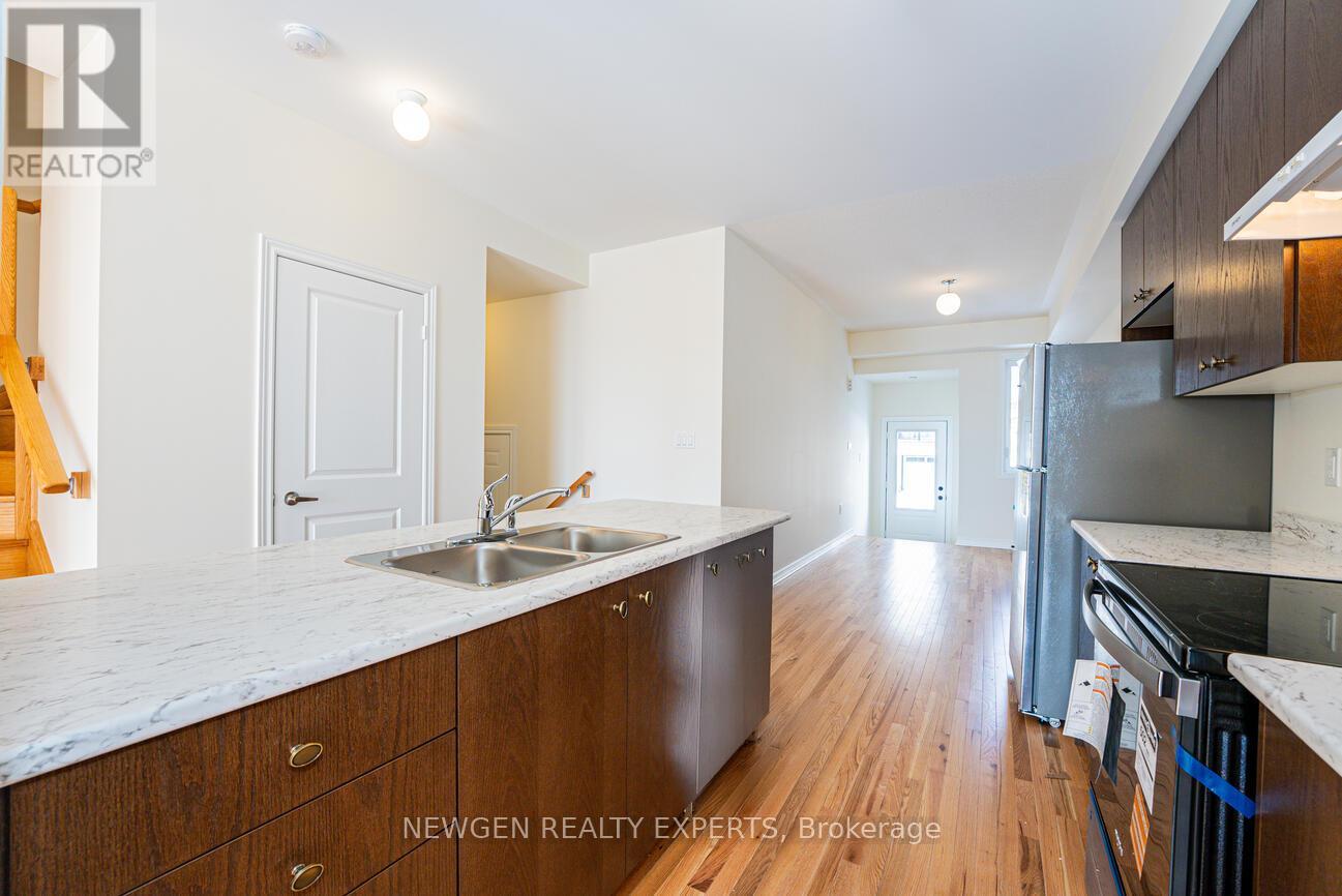 2946 Peter Matthews Drive, Pickering, Ontario  L1X 0M2 - Photo 8 - E12897168