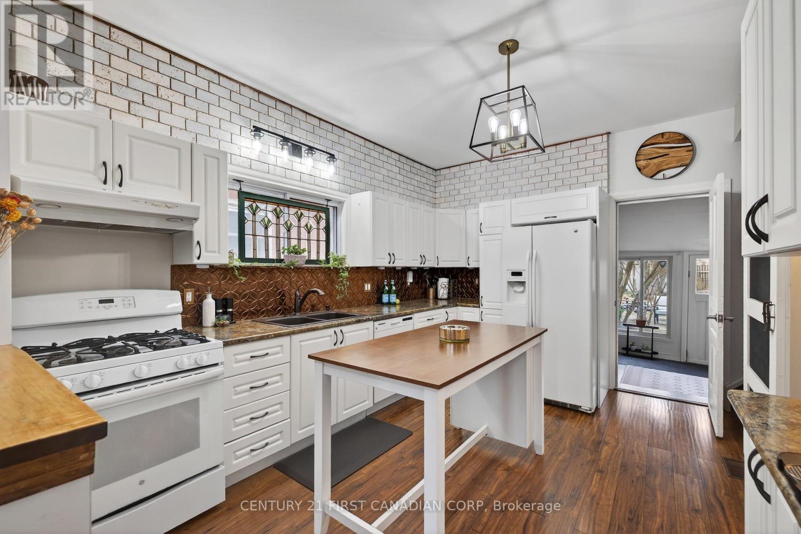 649 Central Avenue, London East, Ontario  N5W 3P7 - Photo 12 - X12903570