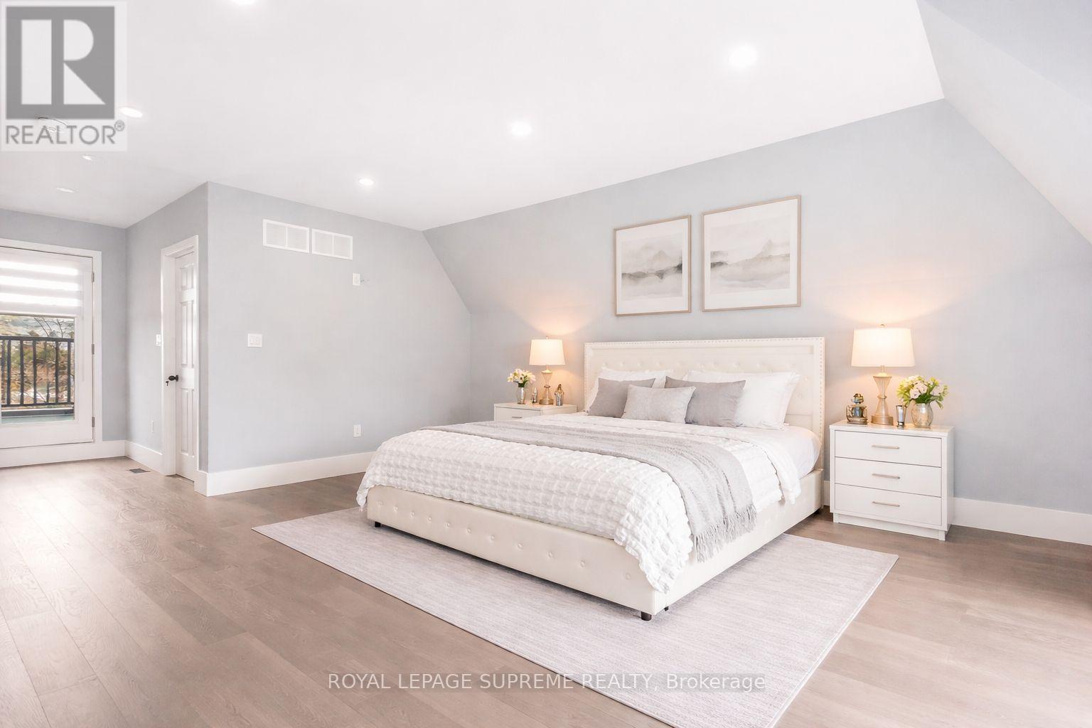 82 Pritchard Avenue, Toronto, Ontario  M6N 1T3 - Photo 20 - W12887502