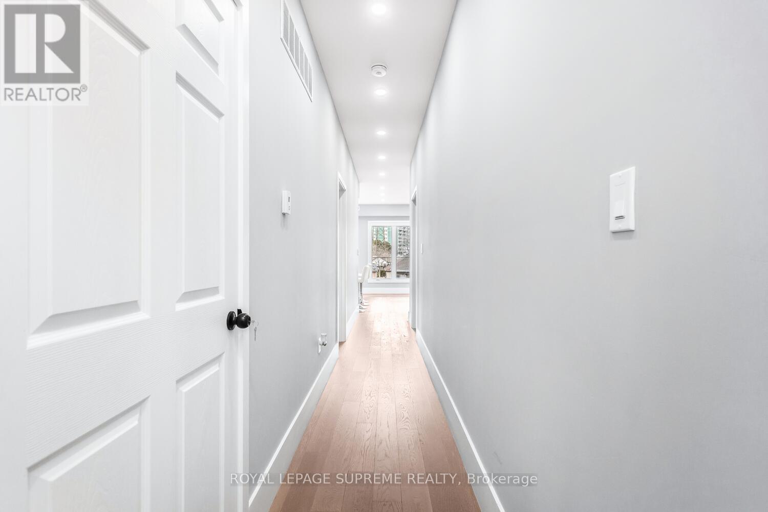 82 Pritchard Avenue, Toronto, Ontario  M6N 1T3 - Photo 28 - W12887502