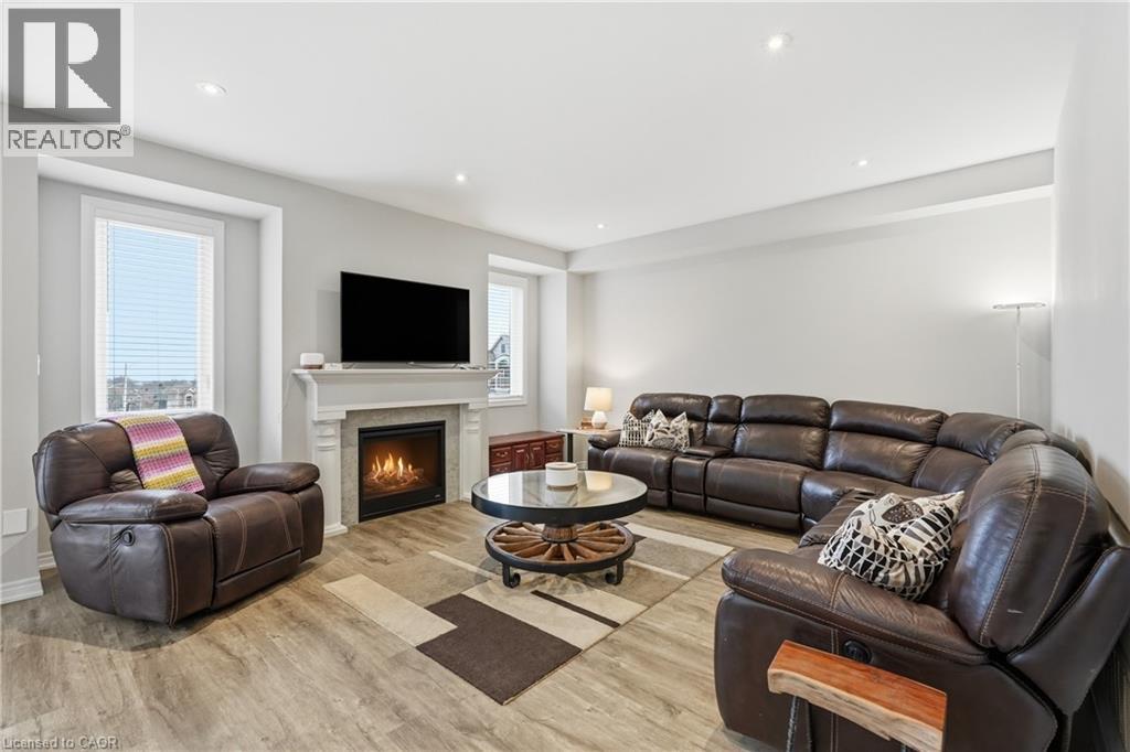 4025 Highland Park Drive, Beamsville, Ontario  L3J 0S9 - Photo 8 - 40812769