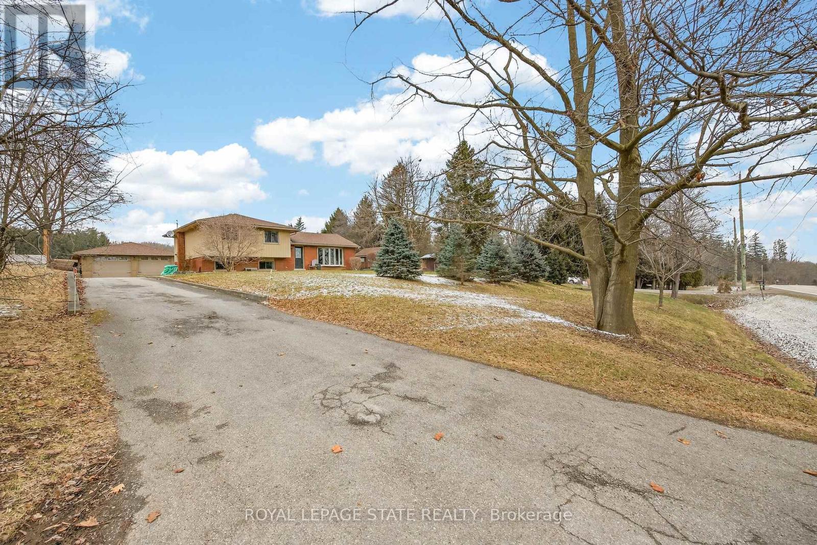 847 Governors Road, Hamilton (Dundas), Ontario  L9H 5E3 - Photo 5 - X12897916