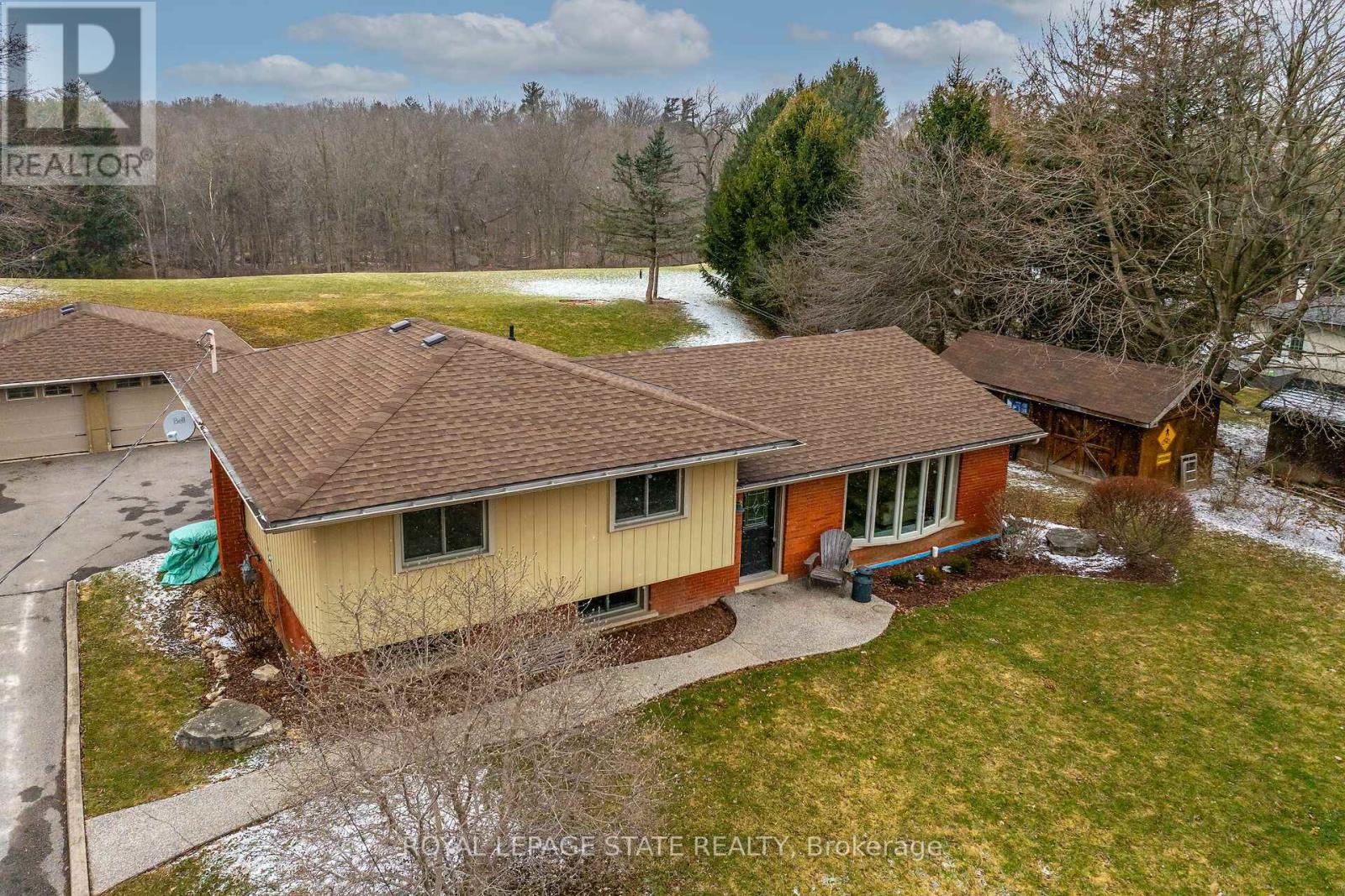 847 Governors Road, Hamilton (Dundas), Ontario  L9H 5E3 - Photo 3 - X12897916