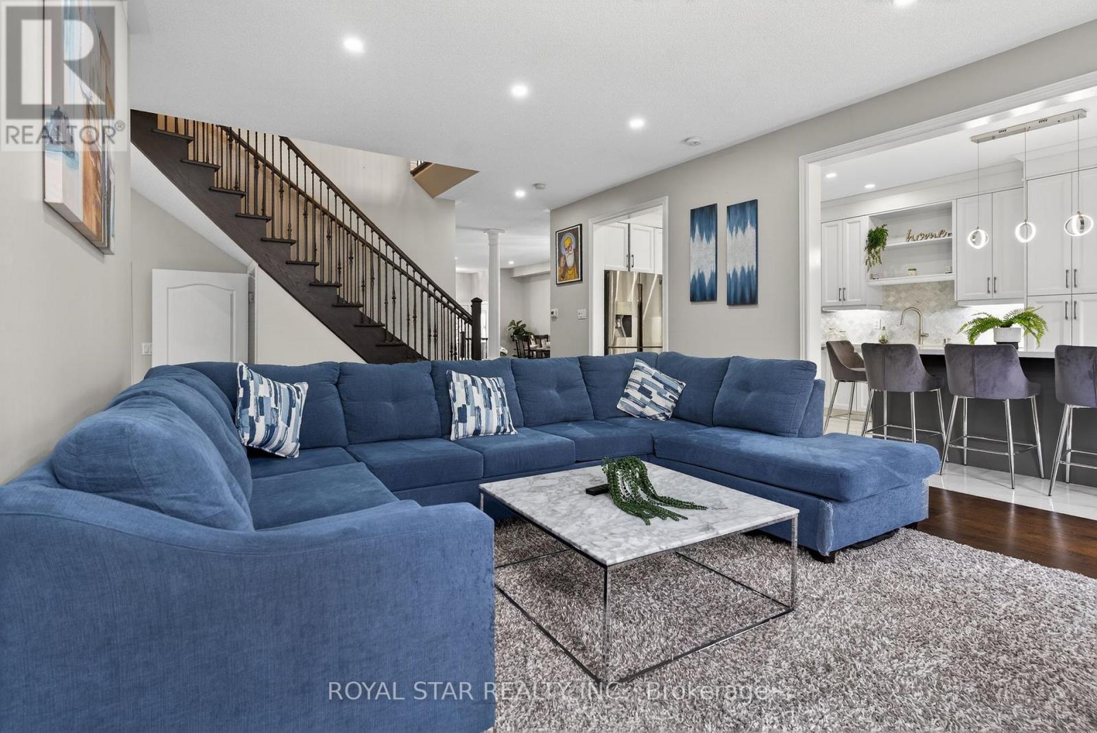 10 Solidarity Court, Brampton, Ontario  L6Y 0L5 - Photo 10 - W12903506