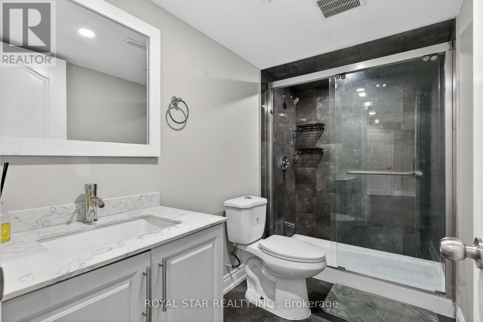 10 Solidarity Court, Brampton, Ontario  L6Y 0L5 - Photo 25 - W12903506