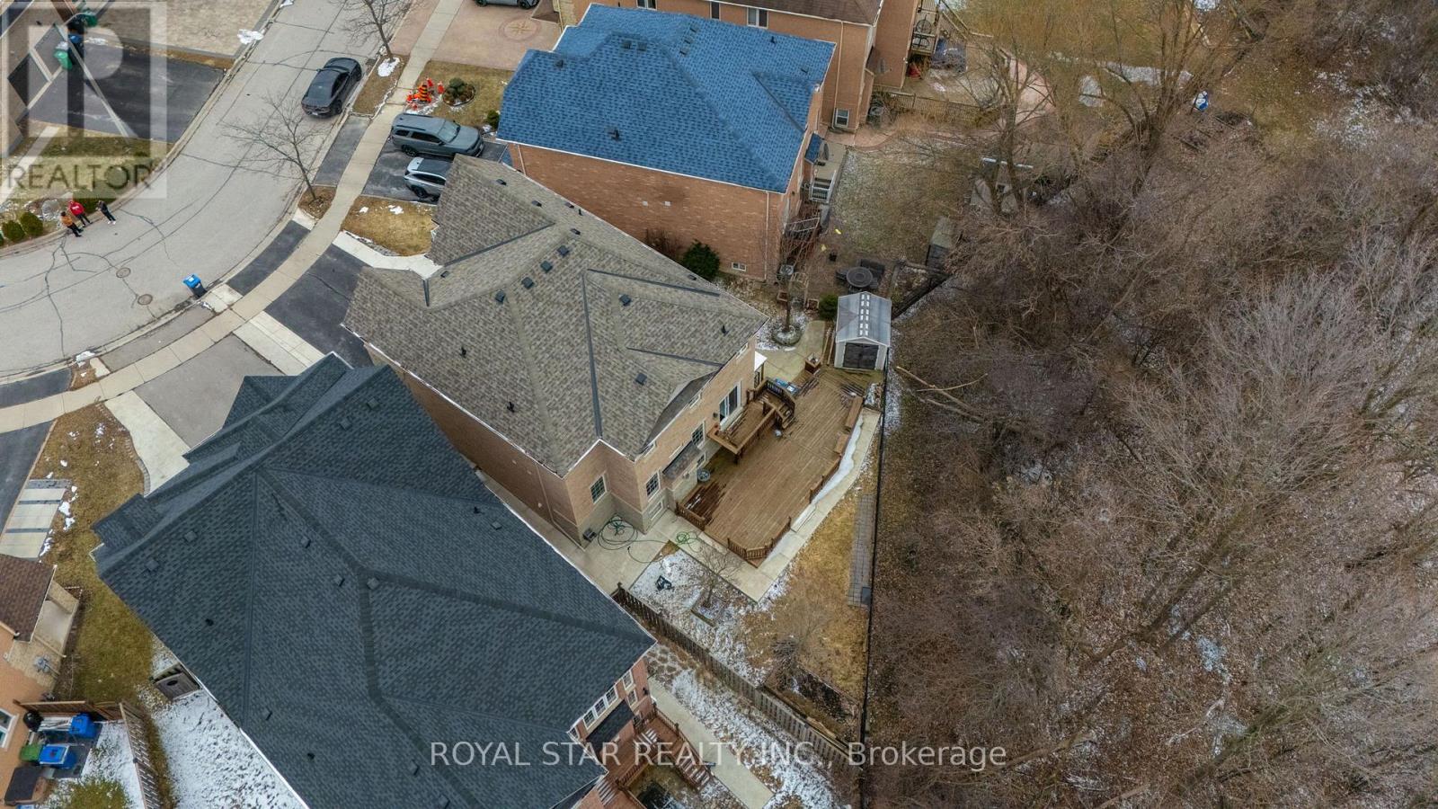 10 Solidarity Court, Brampton, Ontario  L6Y 0L5 - Photo 28 - W12903506