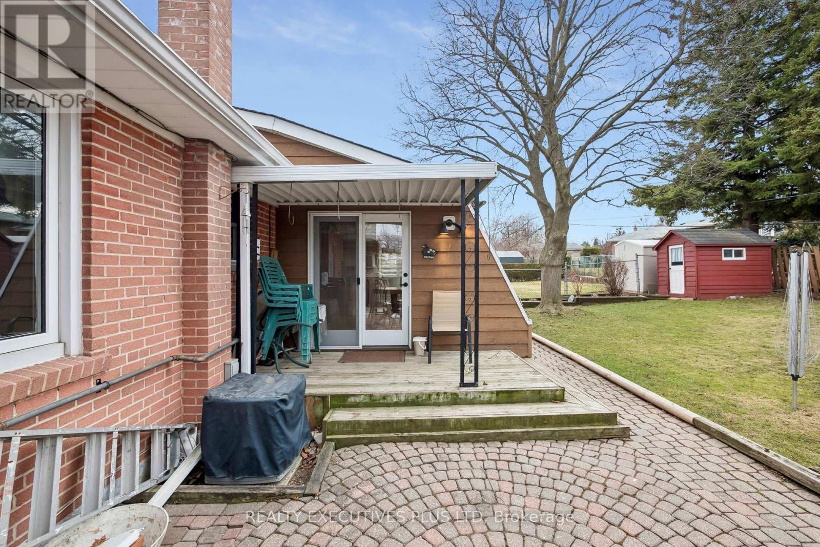 42 Bankfield Drive, Toronto, Ontario  M9V 2P8 - Photo 31 - W12903514