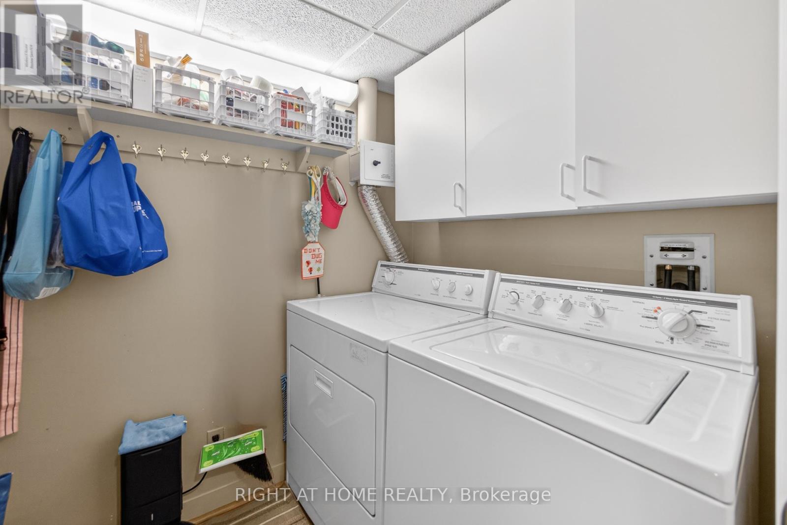 702 - 1901 Pilgrims Way, Oakville, Ontario  L6M 2W9 - Photo 31 - W12903538