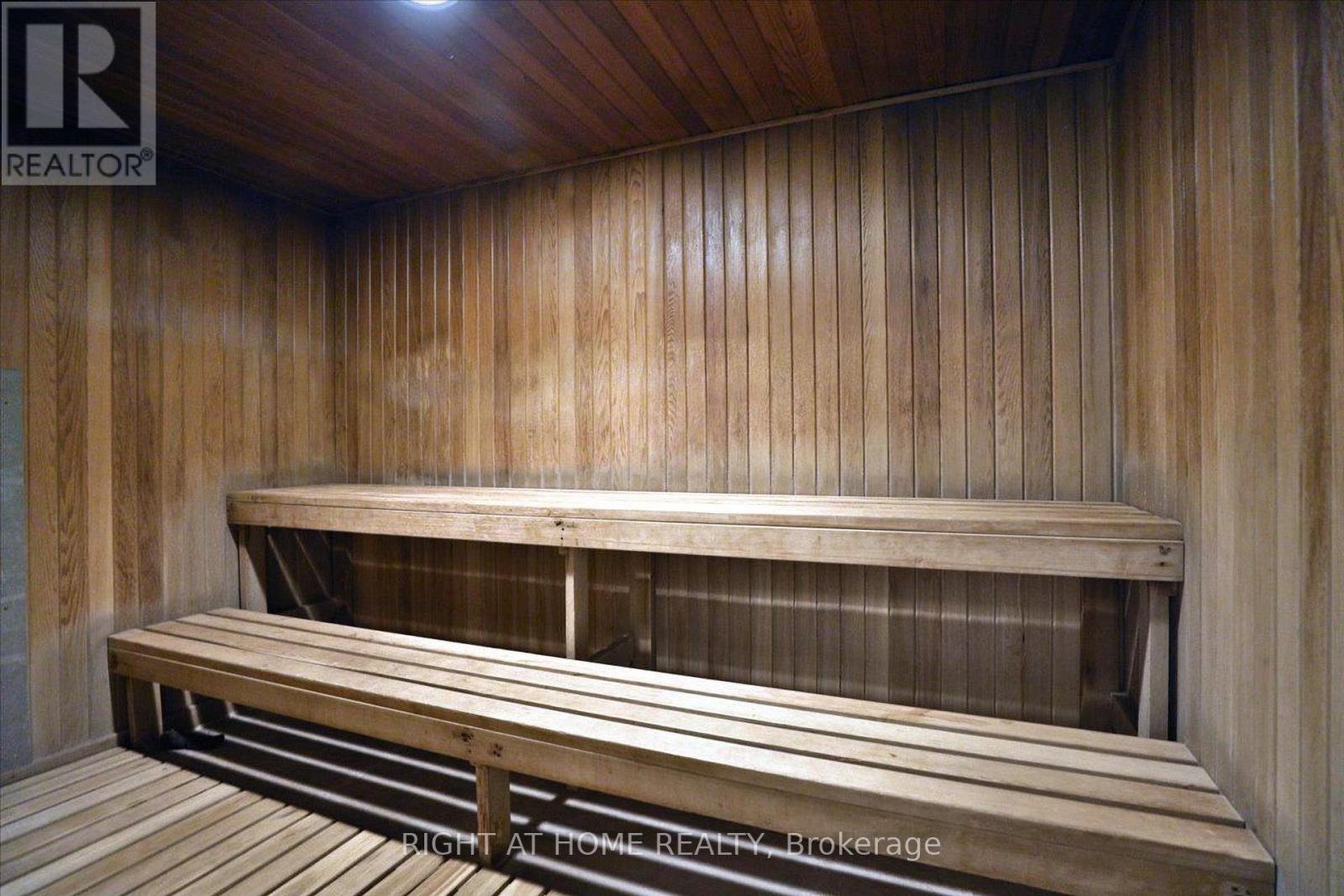 702 - 1901 Pilgrims Way, Oakville, Ontario  L6M 2W9 - Photo 34 - W12903538