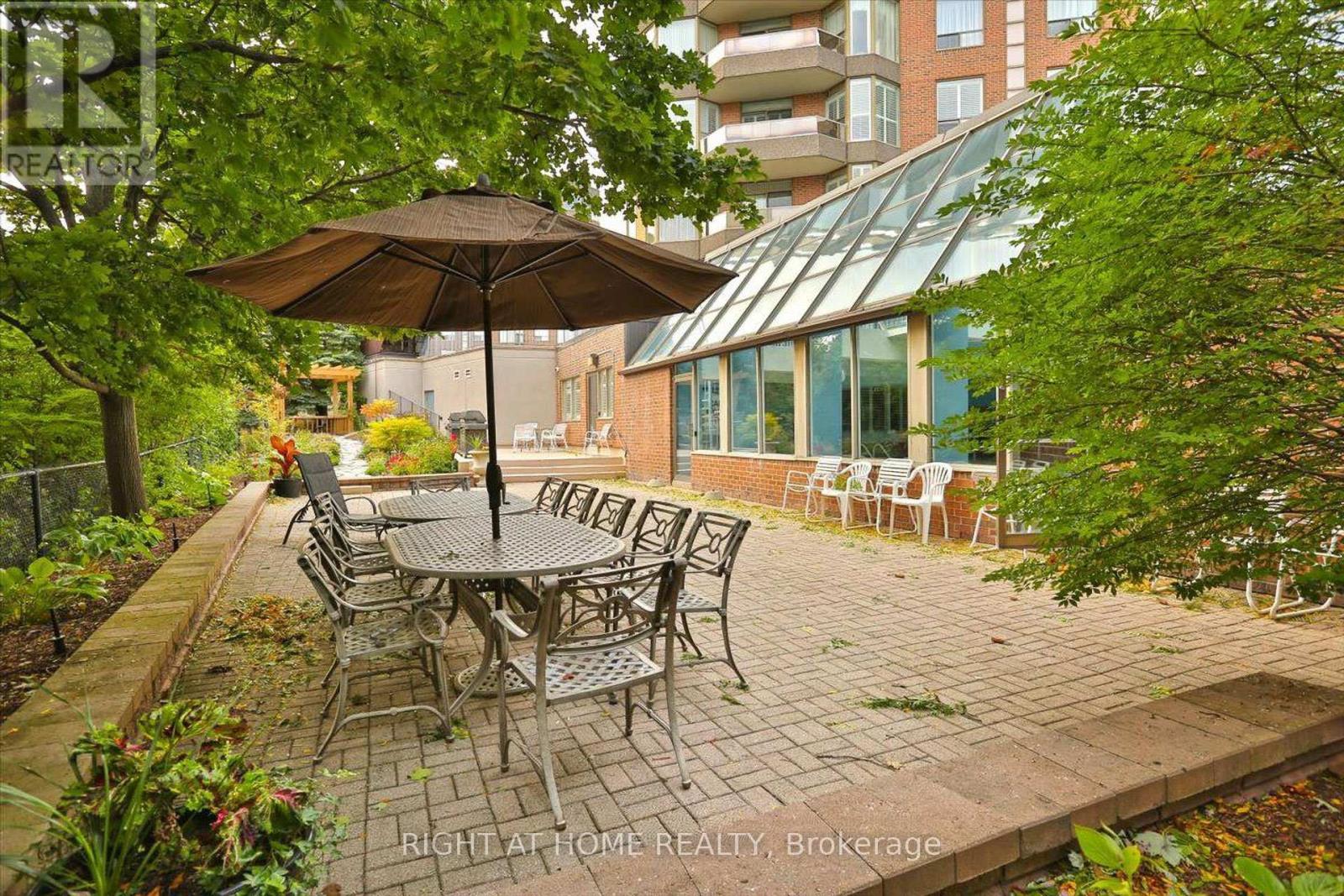 702 - 1901 Pilgrims Way, Oakville, Ontario  L6M 2W9 - Photo 43 - W12903538