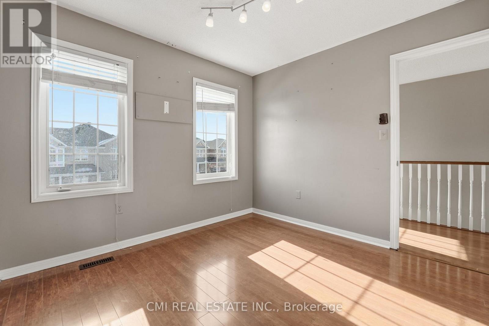 3927 Mayla Drive, Mississauga, Ontario  L5M 7Y9 - Photo 26 - W12903562