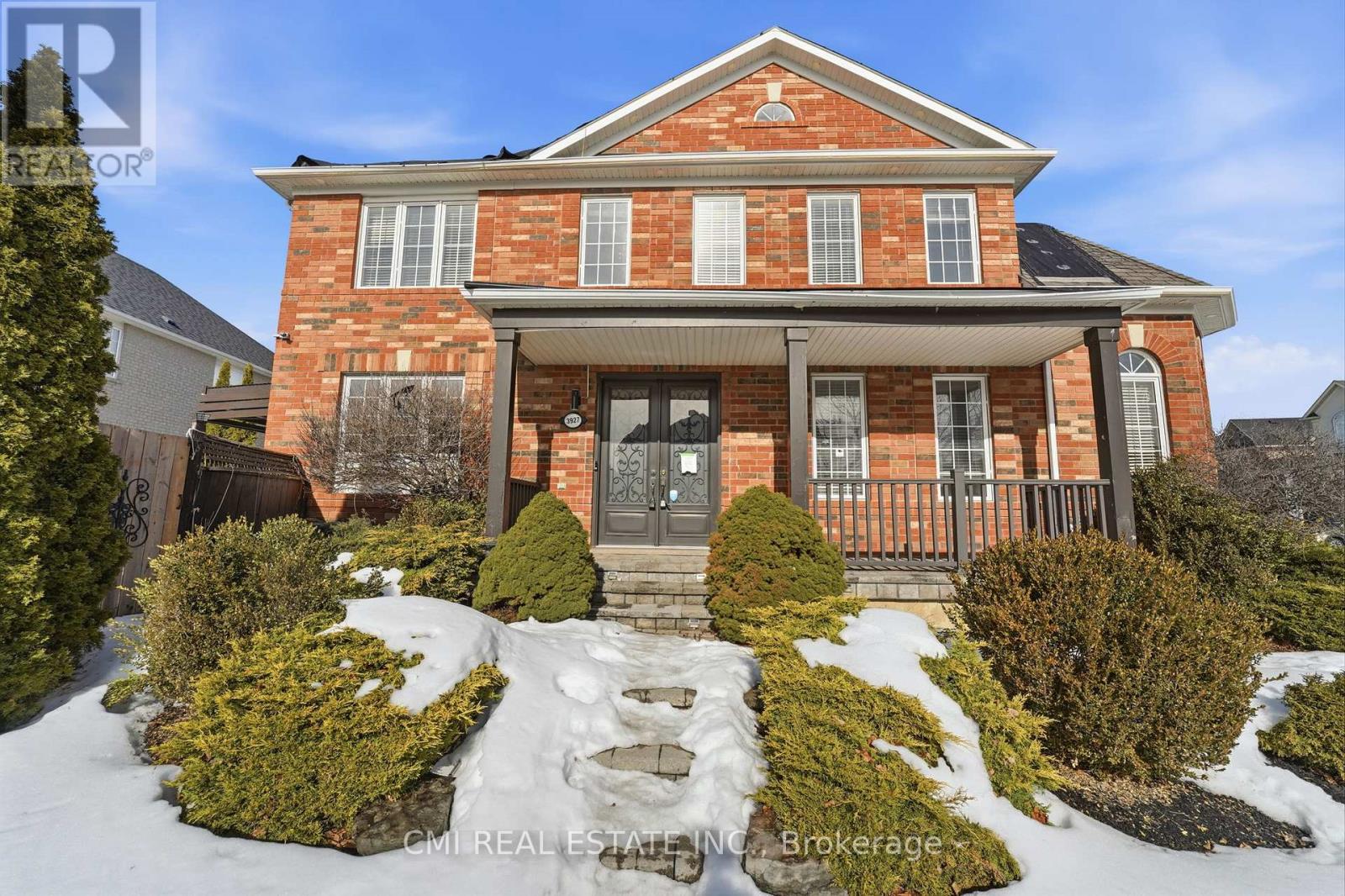 3927 Mayla Drive, Mississauga, Ontario  L5M 7Y9 - Photo 4 - W12903562