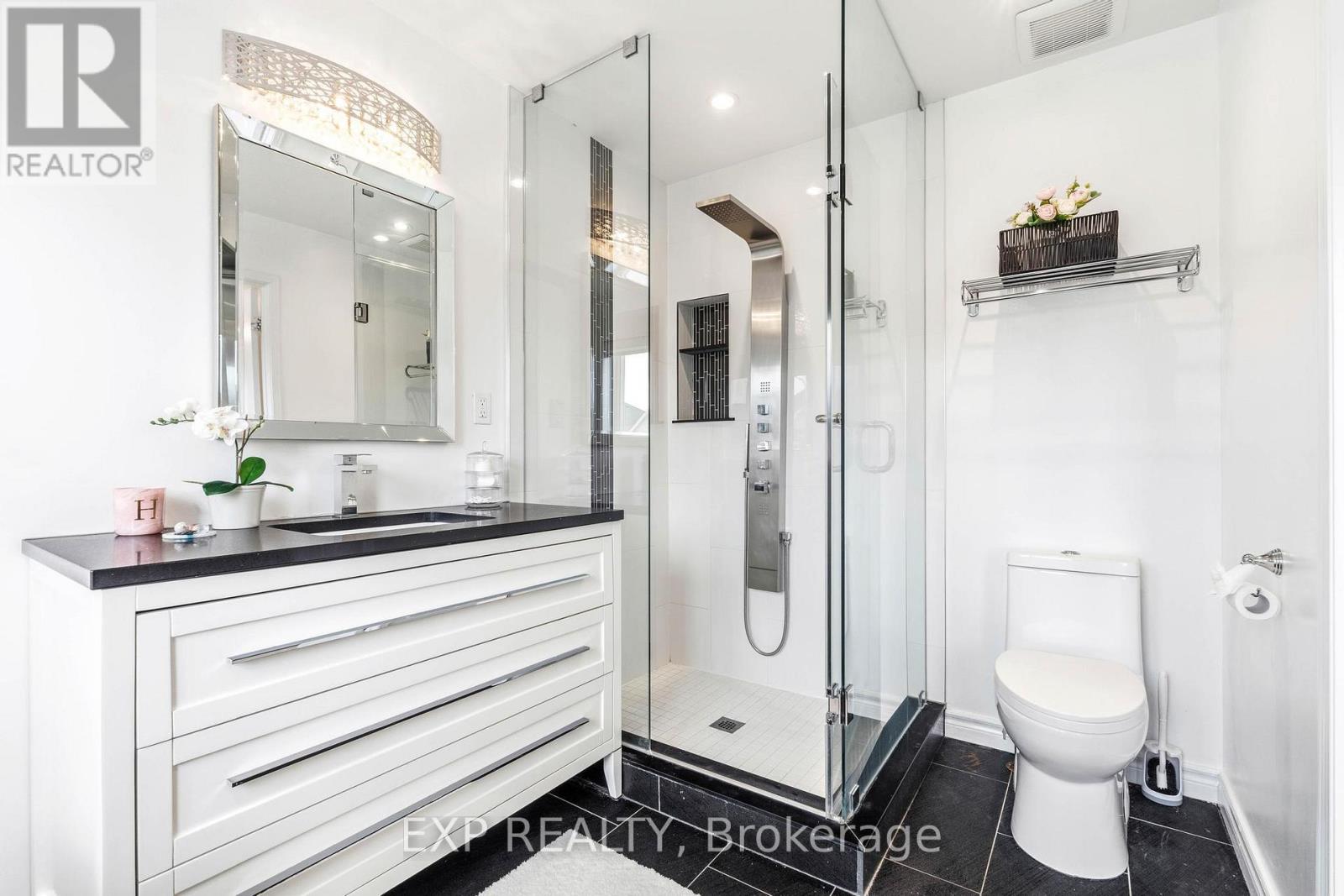 3125 Caulfield Crescent, Mississauga, Ontario  L5M 6J8 - Photo 16 - W12903574