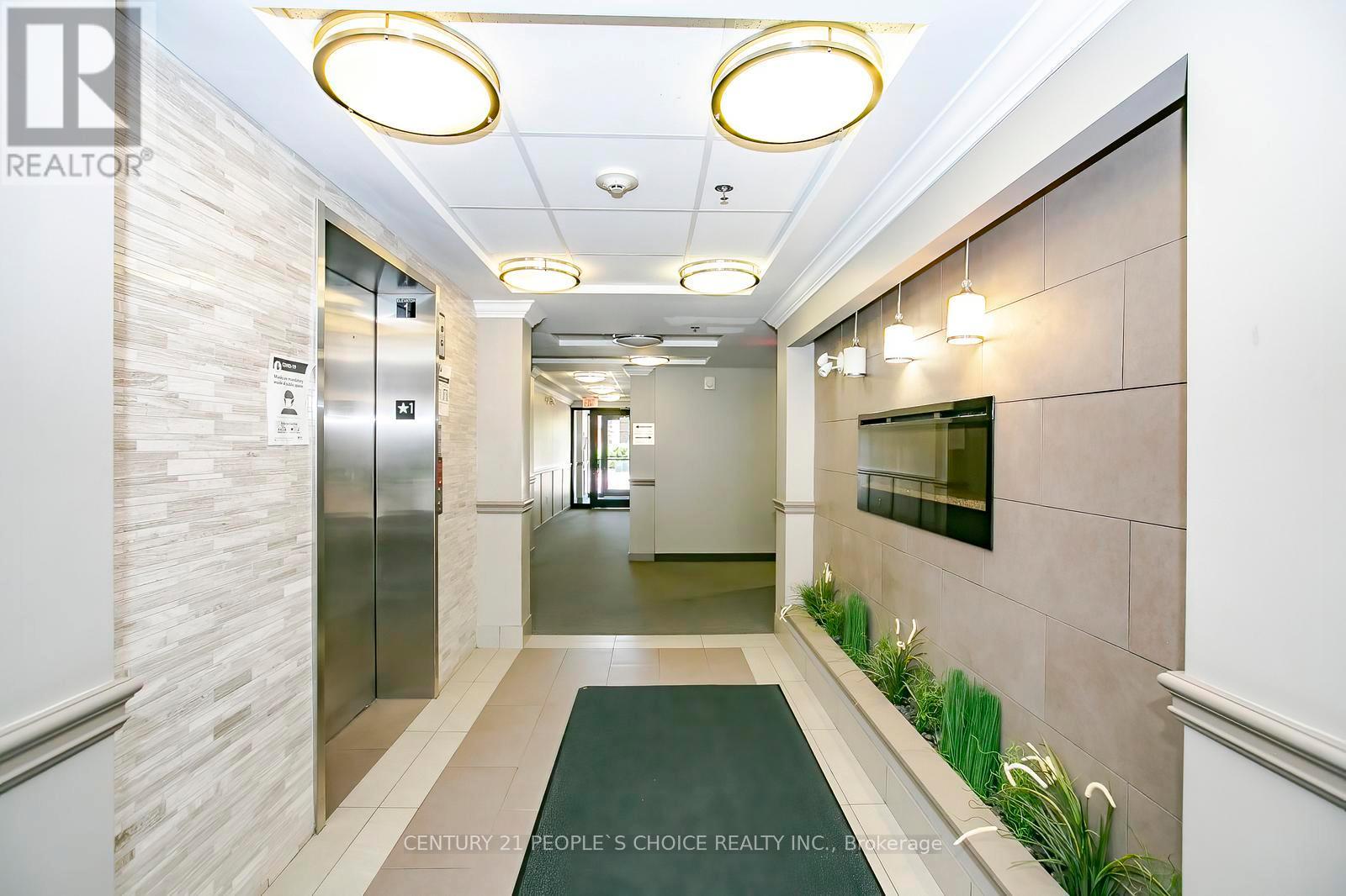 402 - 60 Baycliffe Crescent, Brampton, Ontario  L7A 0Z4 - Photo 4 - W12903618