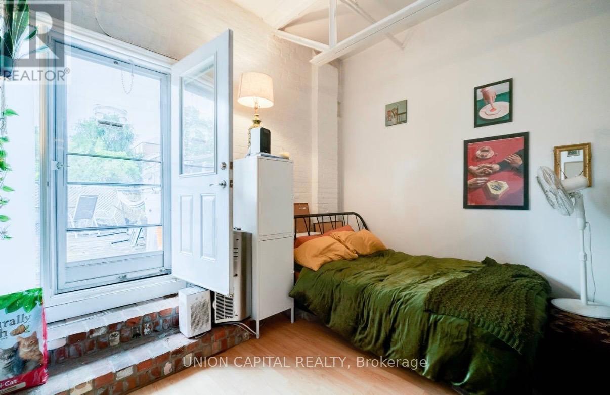 203 - 1463 Davenport Road, Toronto, Ontario  M6H 2H6 - Photo 1 - W12903658