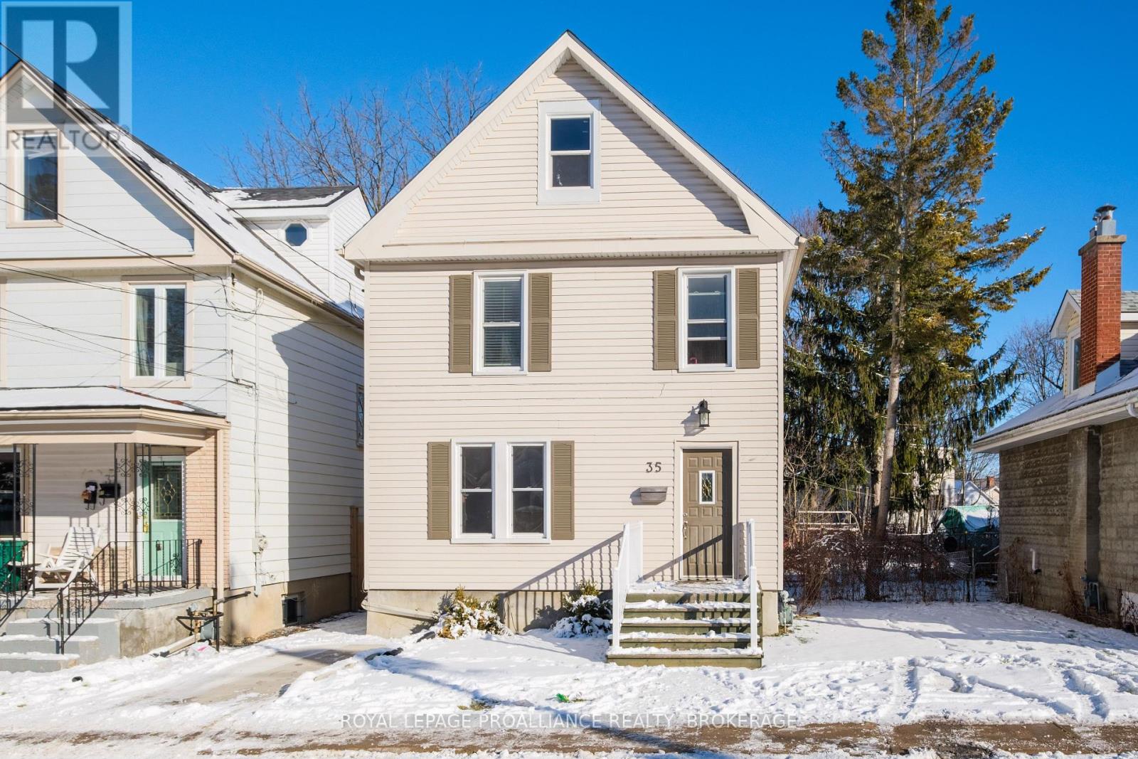 35 Hamilton Street, Kingston, Ontario  K7K 1P1 - Photo 2 - X12903540