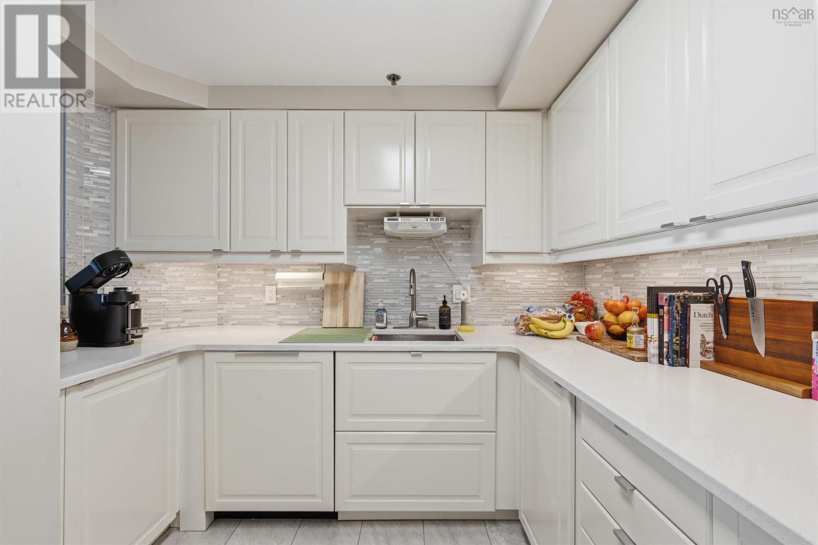 1002 1465 Brenton Street, Halifax, Nova Scotia  B3J 3T3 - Photo 13 - 202604783