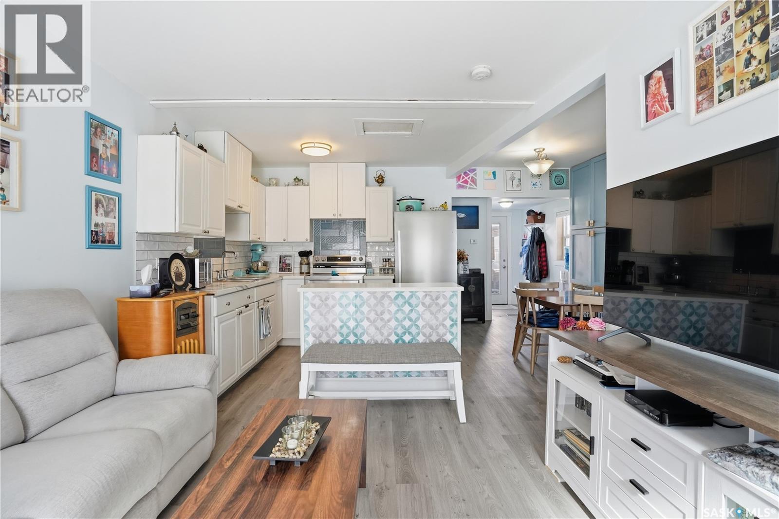 44 Lillooet Street W, Moose Jaw, Saskatchewan  S6H 4Y5 - Photo 6 - SK030903