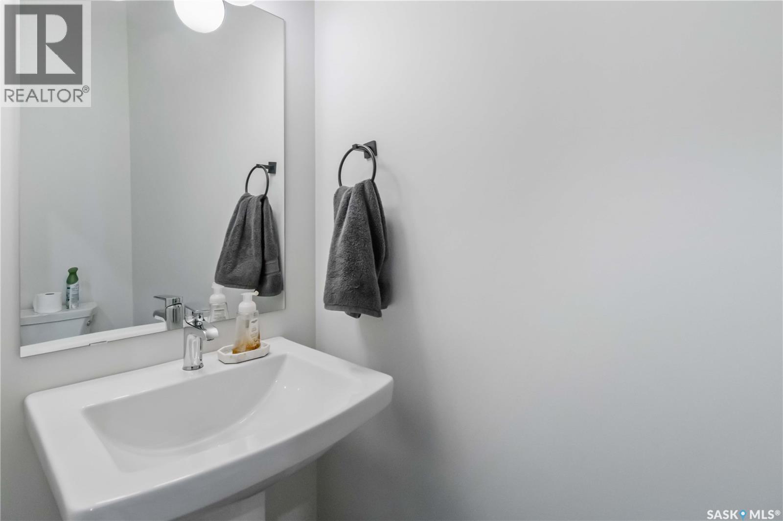 155 Keith Way, Saskatoon, Saskatchewan  S7V 0X9 - Photo 11 - SK030897