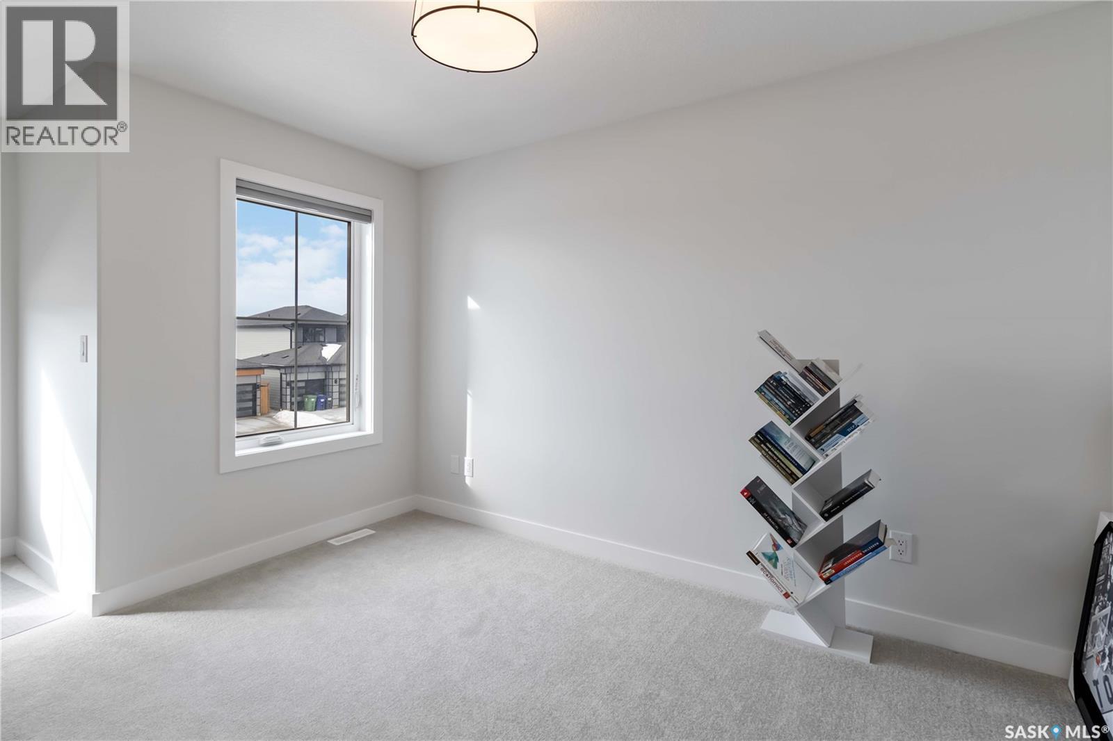 155 Keith Way, Saskatoon, Saskatchewan  S7V 0X9 - Photo 23 - SK030897