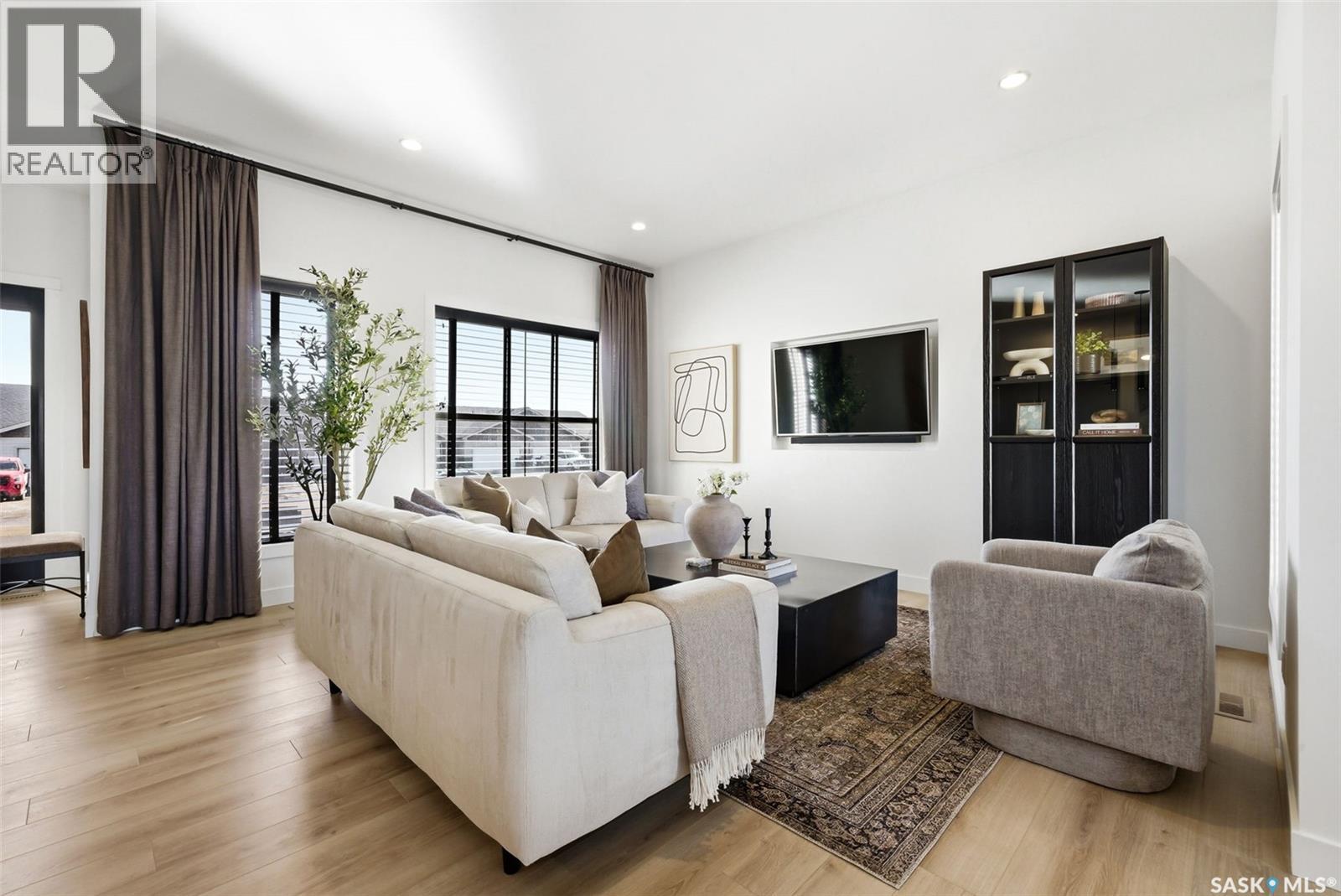 6 Centennial Drive, Grand Coulee, Saskatchewan  S4N 0A3 - Photo 8 - SK030861