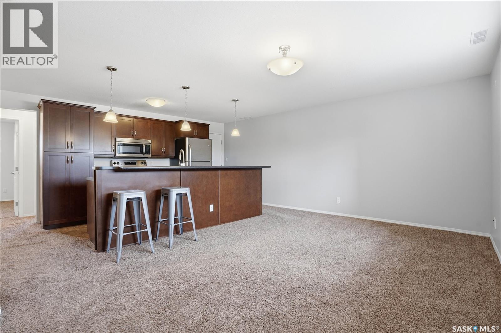 #3 221 Main Street S, Moose Jaw, Saskatchewan  S6H 2R4 - Photo 4 - SK030426