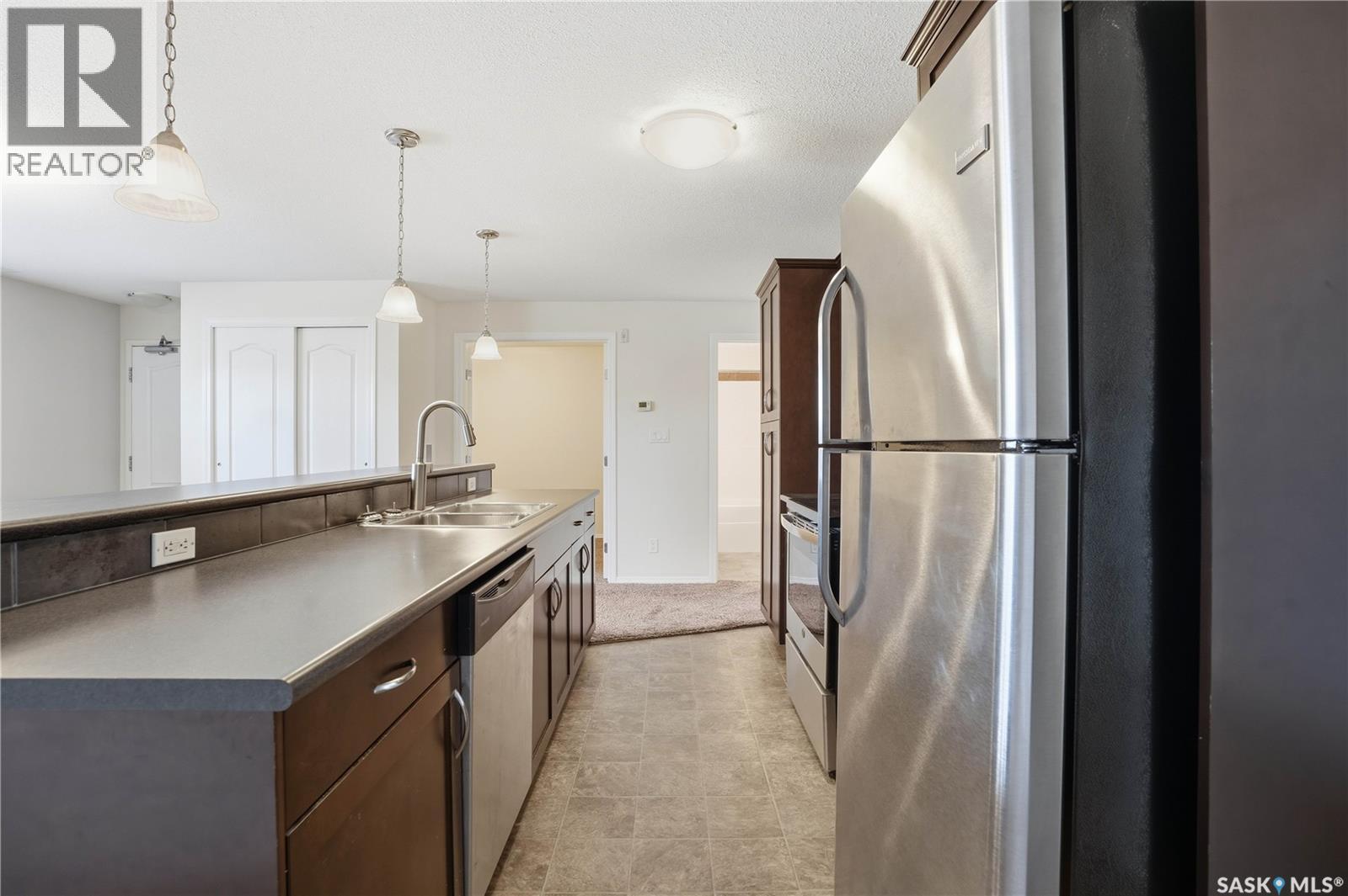 #3 221 Main Street S, Moose Jaw, Saskatchewan  S6H 2R4 - Photo 9 - SK030426