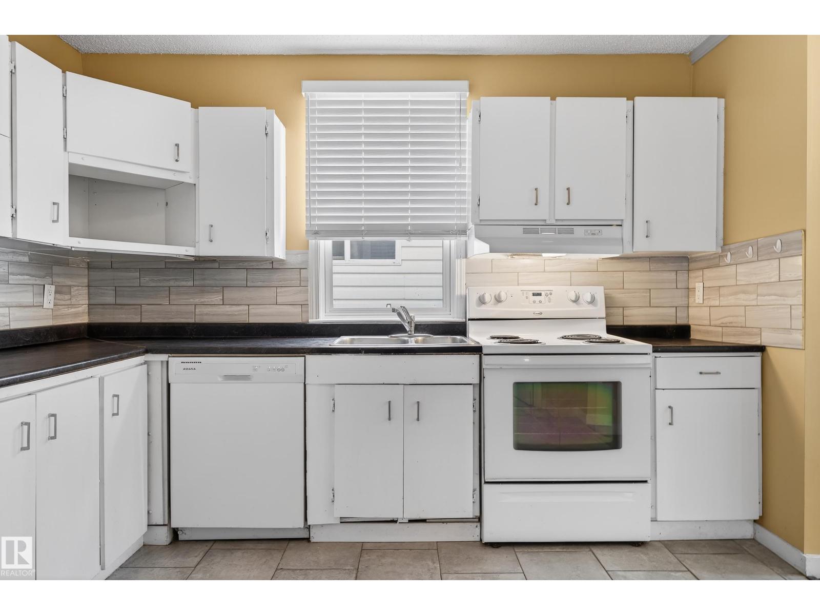 12822 72 St Nw, Edmonton, Alberta  T5C 0P5 - Photo 8 - E4478386