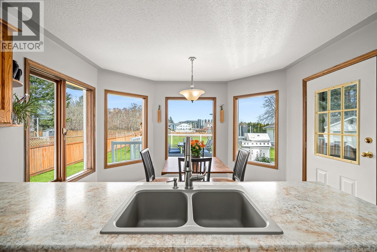 150 Barlow Rd, Campbell River, British Columbia  V9W 1T2 - Photo 16 - 1028786