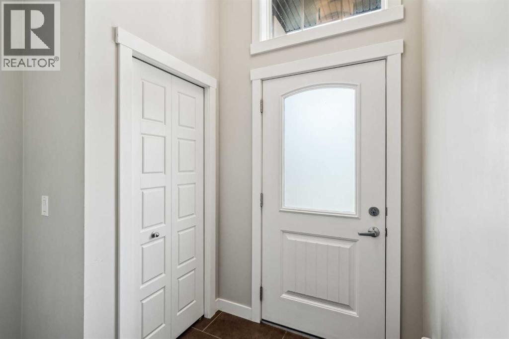 30 Cranbrook Villas Se, Calgary, Alberta  t3m 1z3 - Photo 6 - A2286458