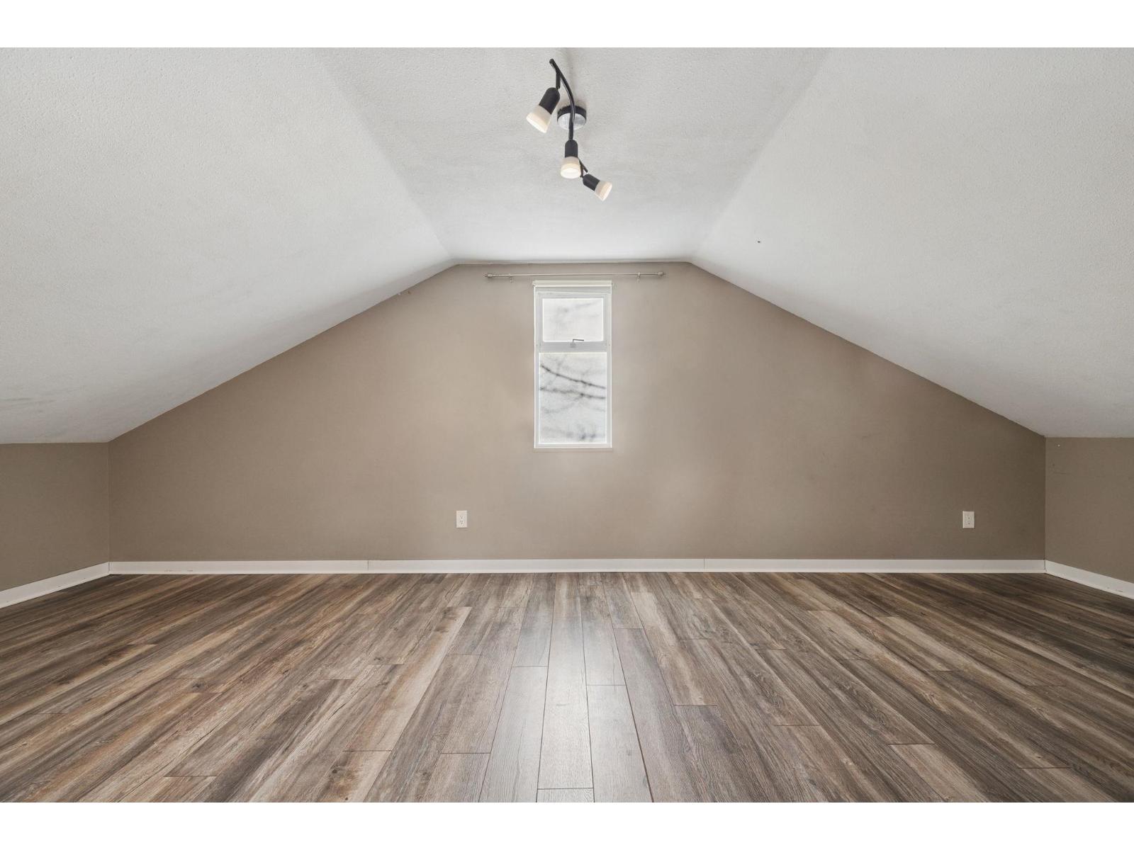 9365 210 Street, Langley, British Columbia  V1M 1W2 - Photo 26 - R3101575