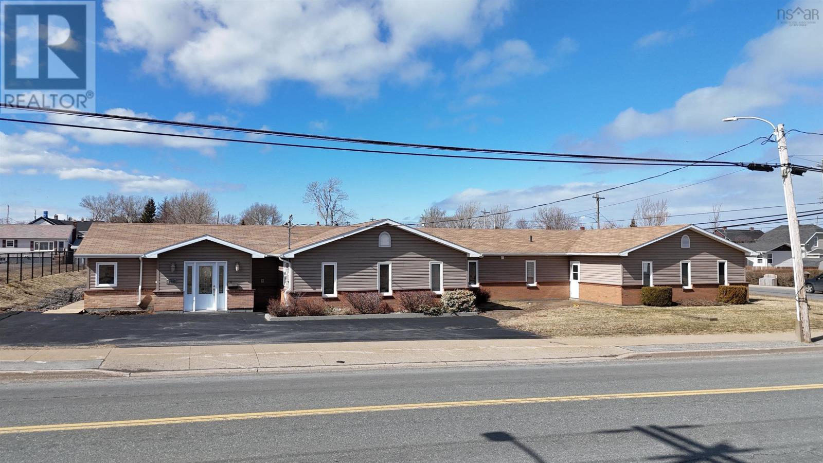 507 King Street, New Waterford, Nova Scotia  B1H 3Y8 - Photo 3 - 202605047